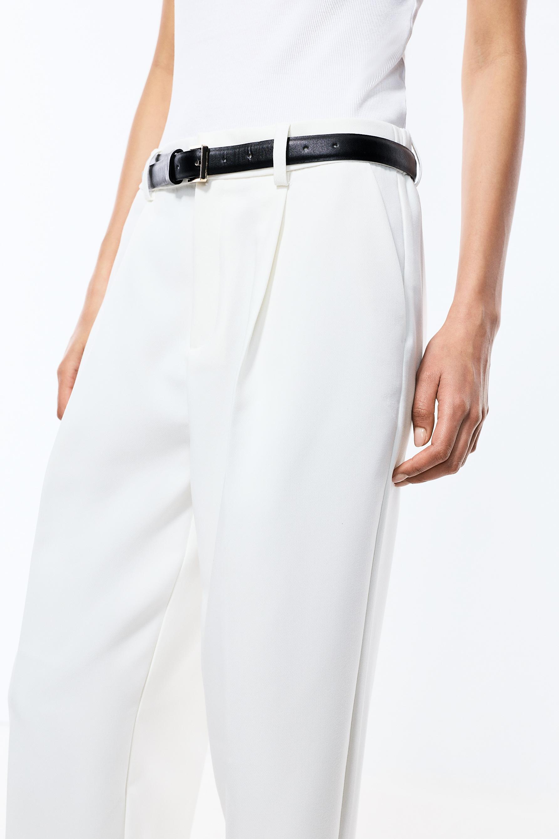 Carrot fit dress trousers — PURE WHITE