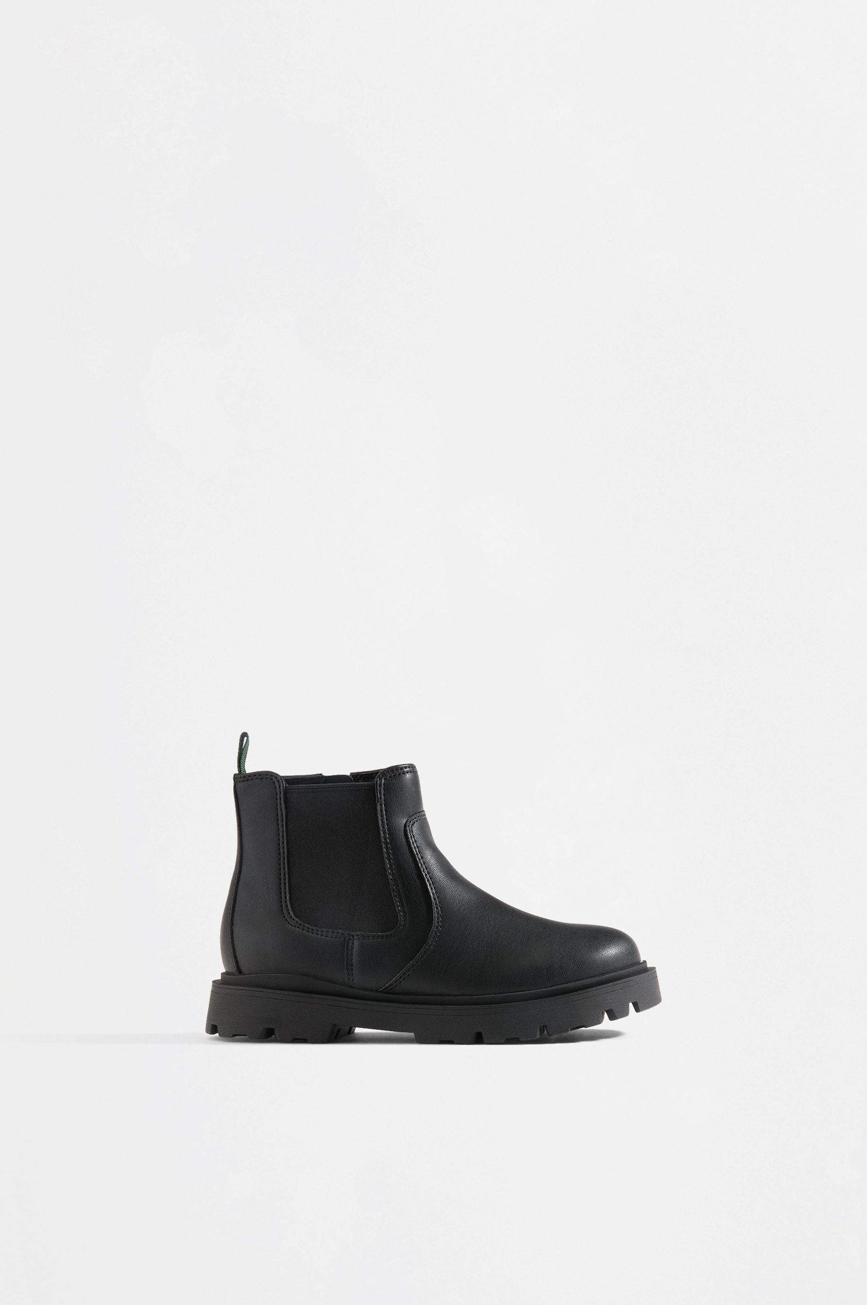 Chelsea boots — BLACK