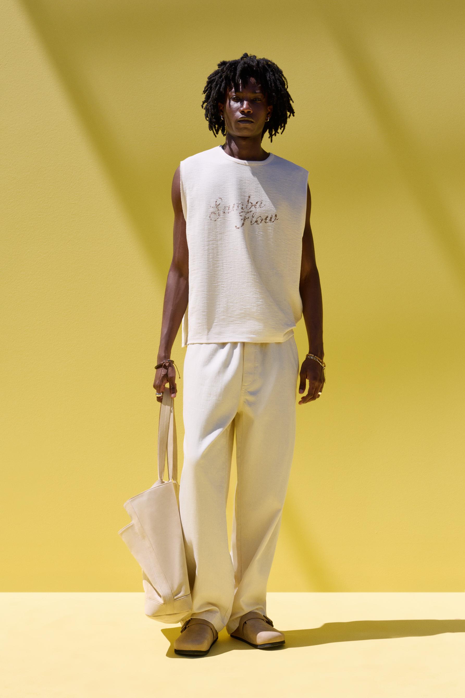Printed sleeveless T-shirt — VANILLA (alternate view)