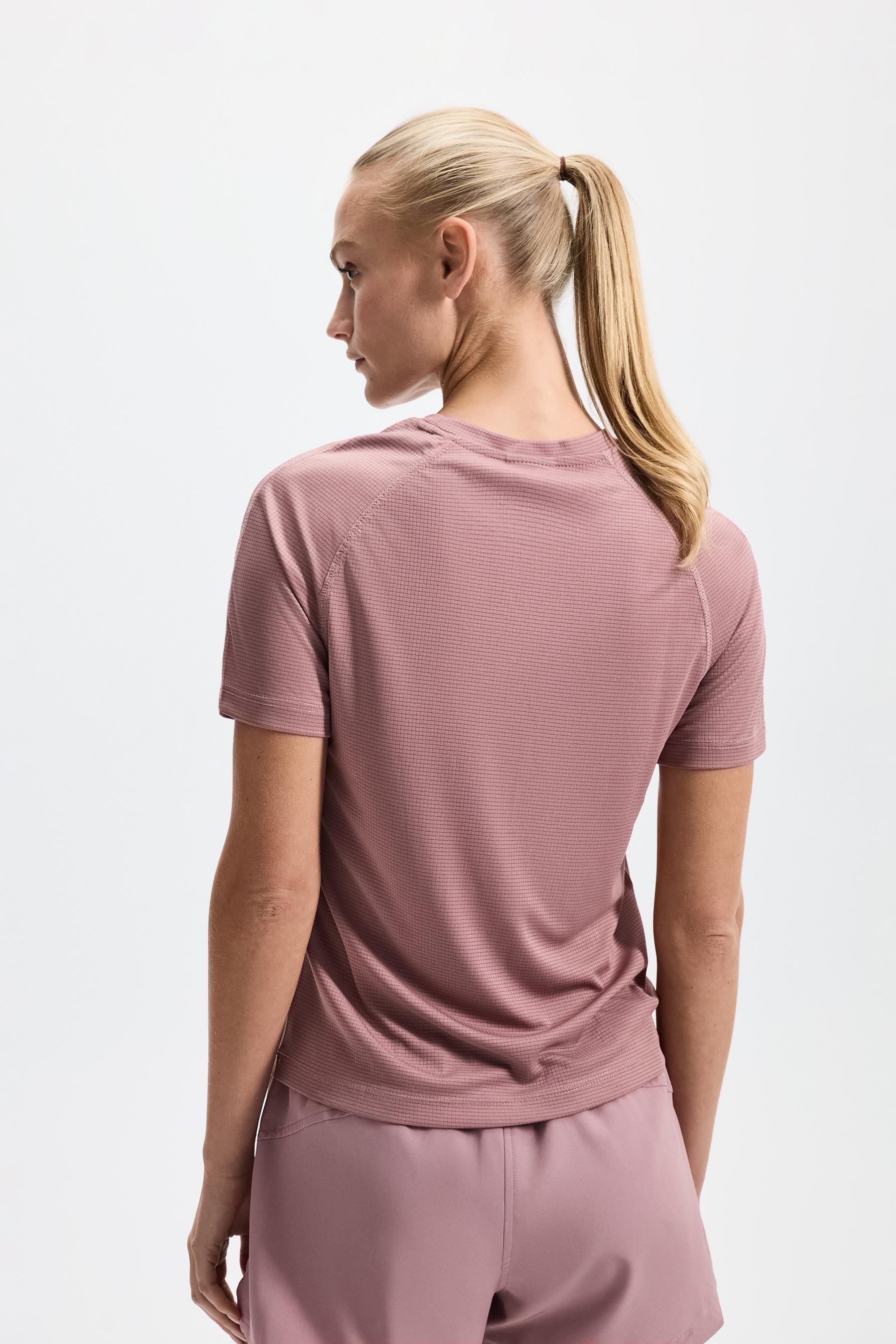 Seamed sports T-shirt — PINK