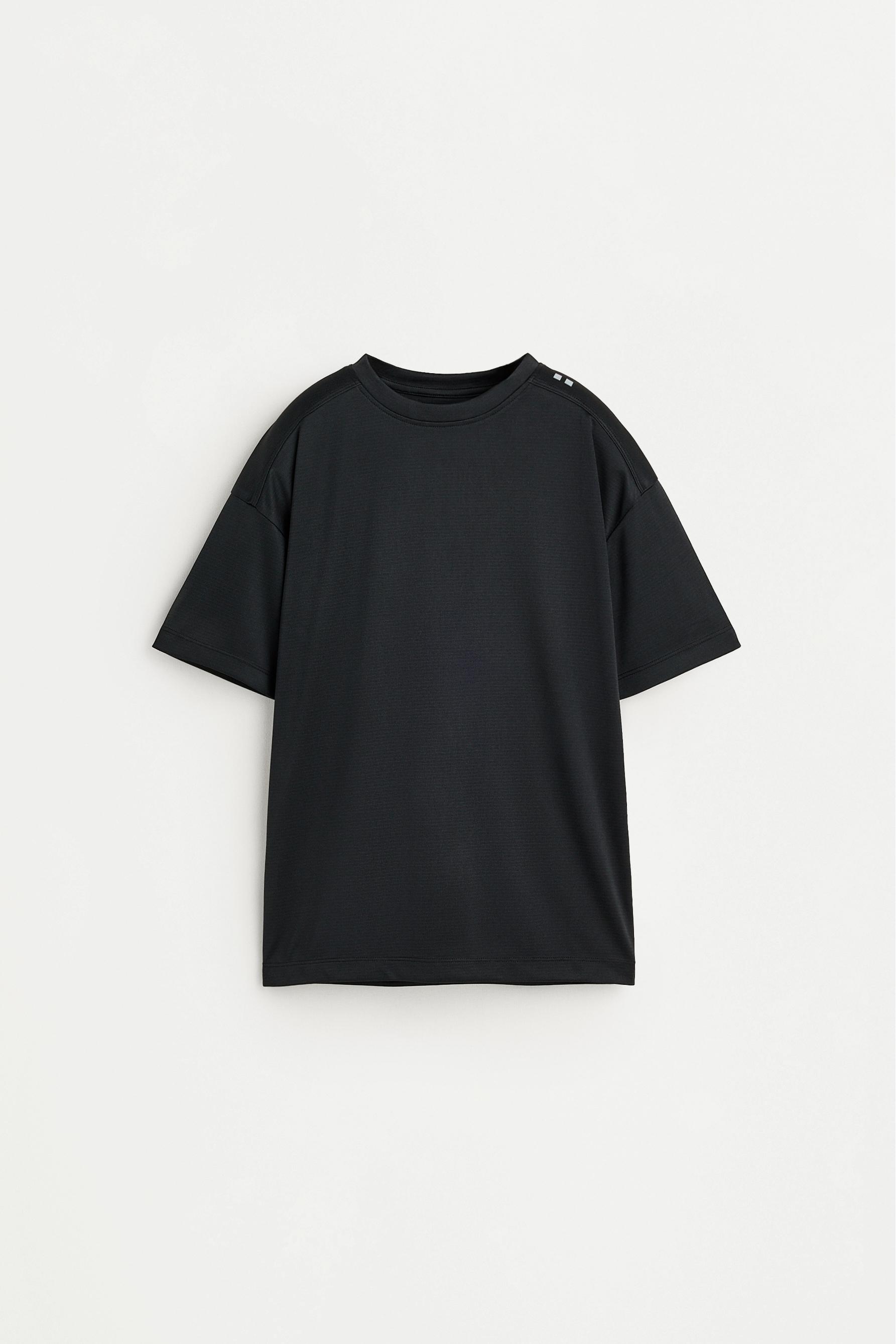 Sports T-shirt — BLACK