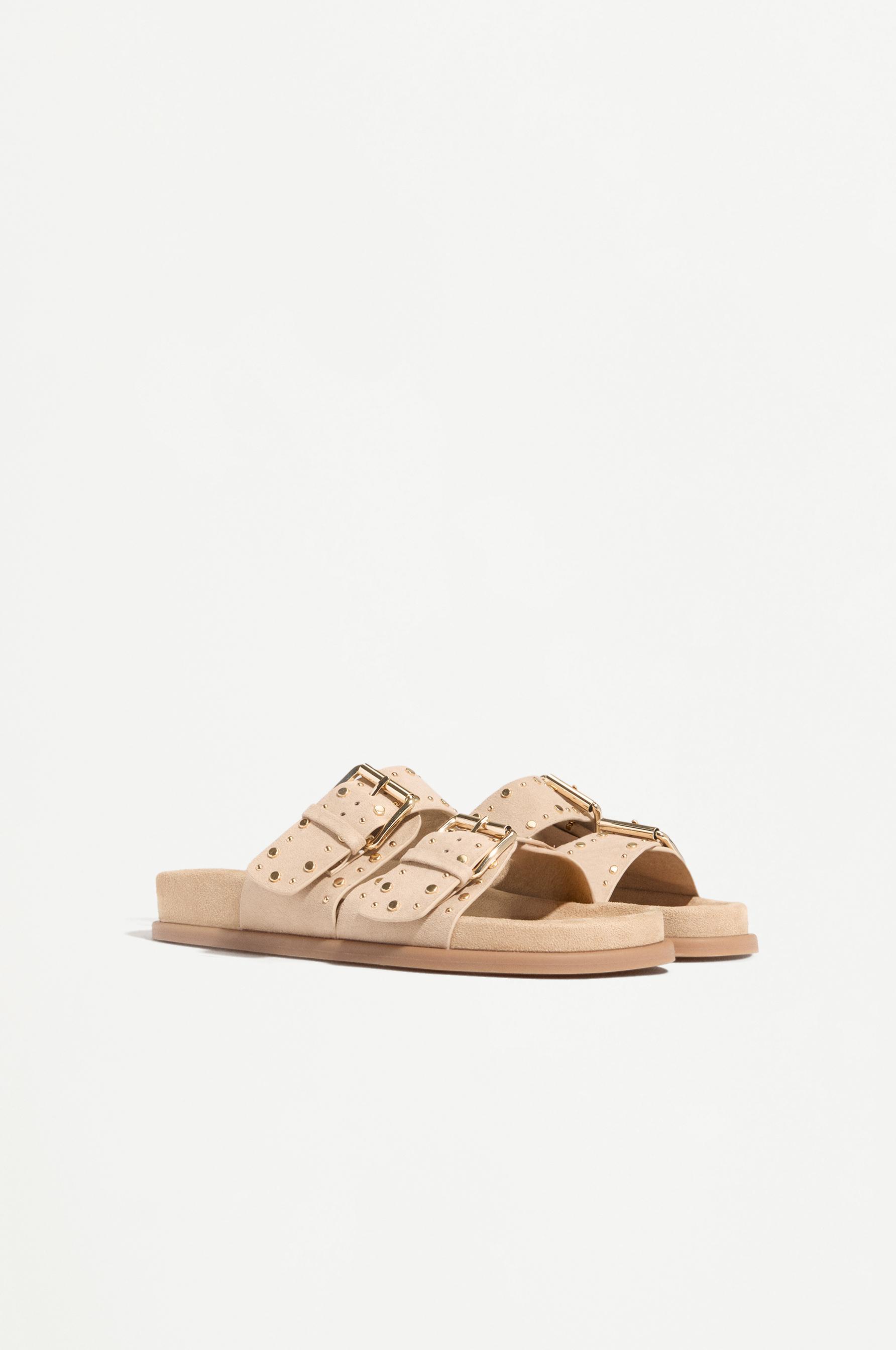 Double buckle stud sandals — BROWN