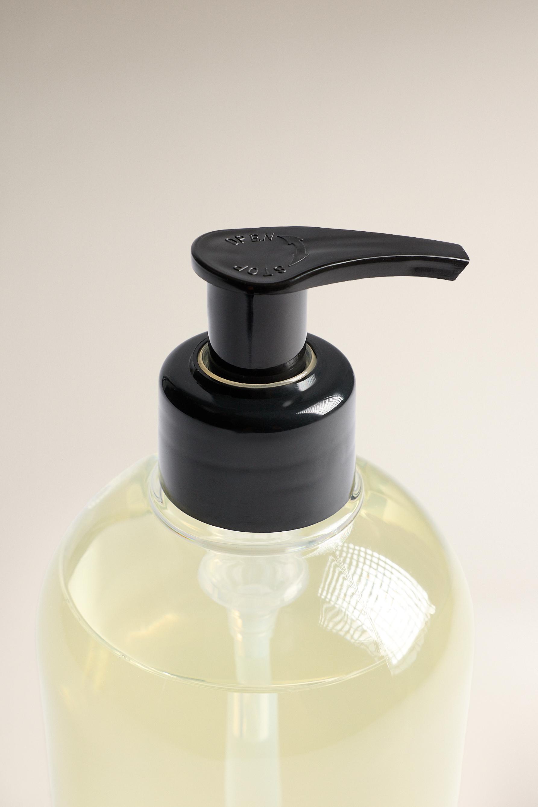 Le Calme Jour des Fleurs liquid hand soap 500 ml — TRANSPARENT