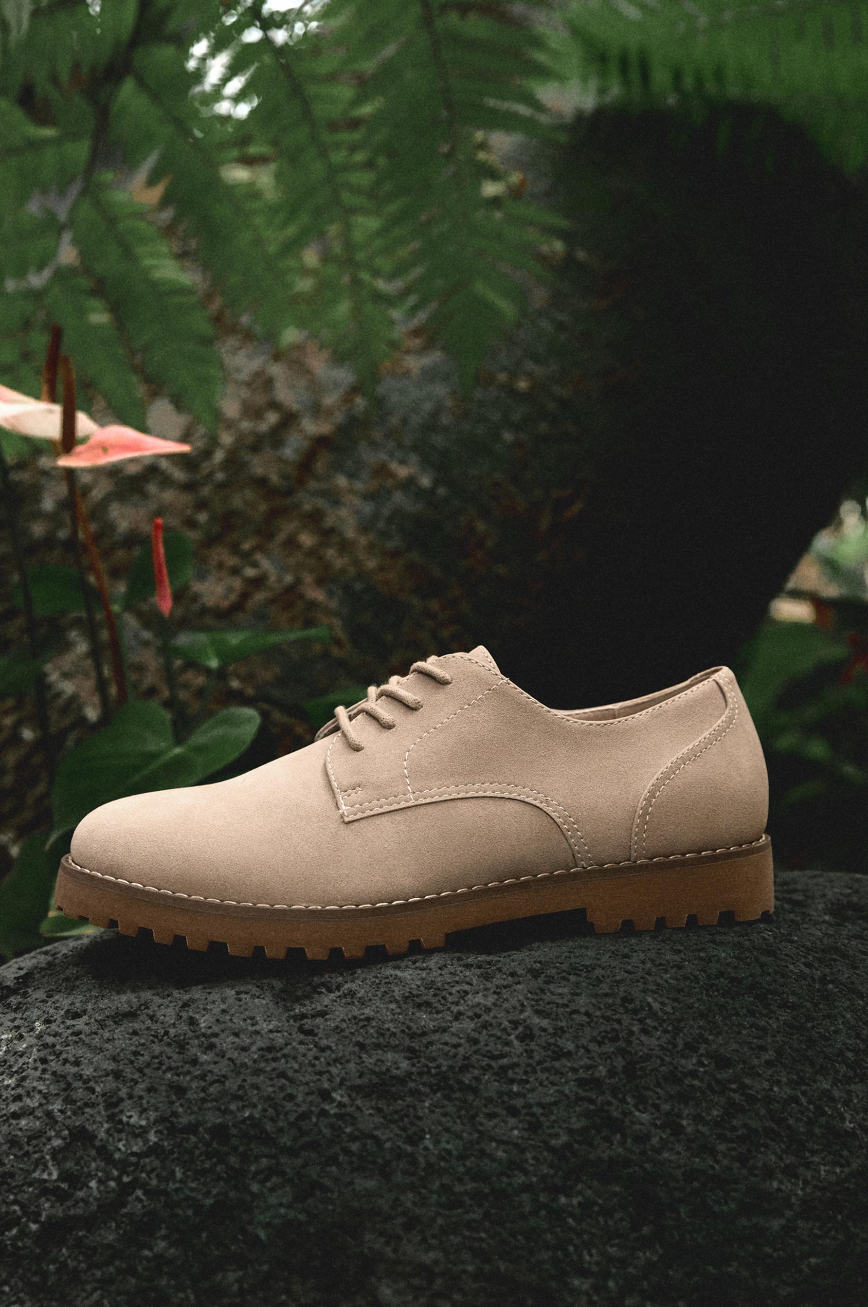 Blucher Dress Shoe — GREY