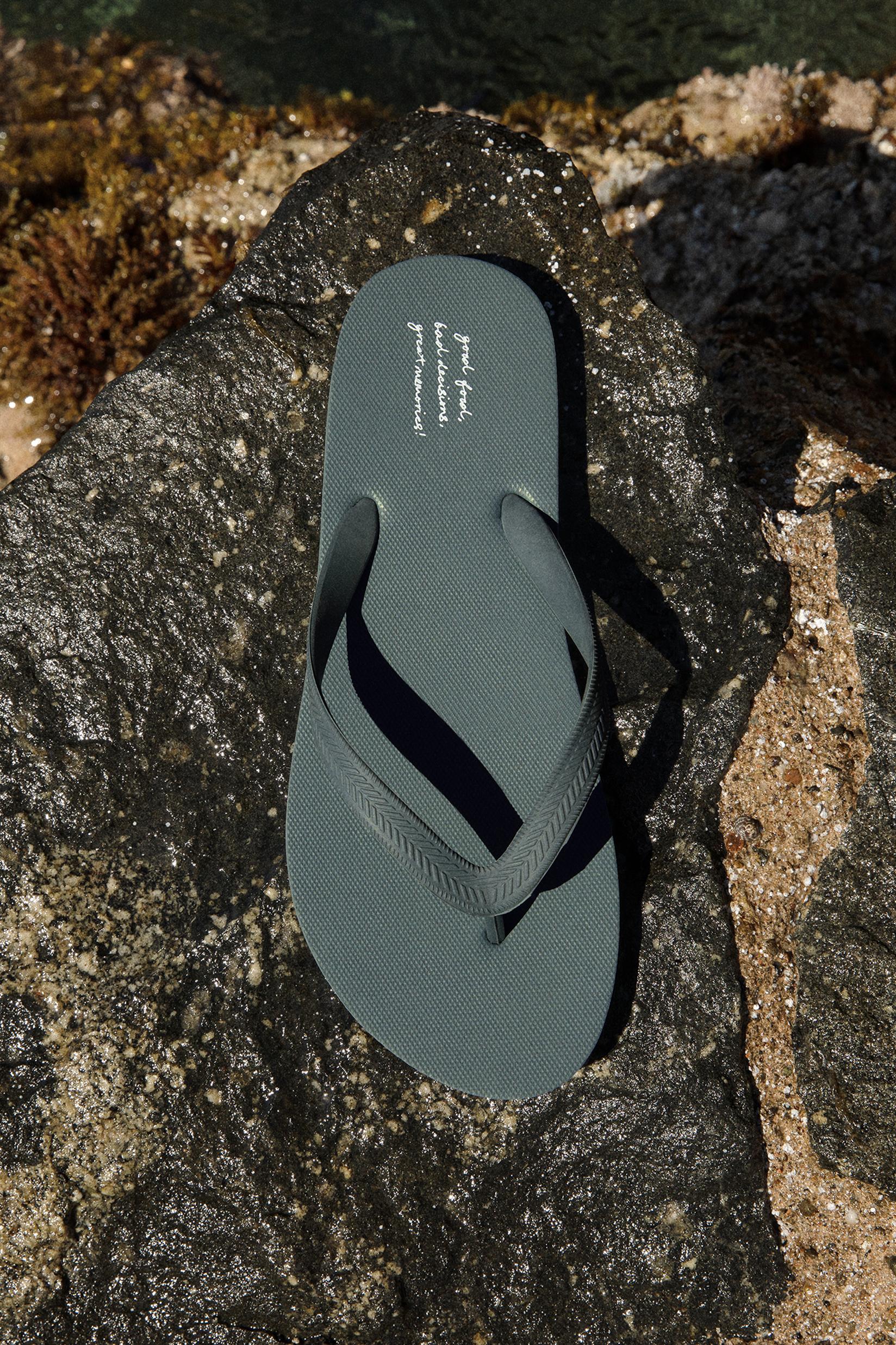 Bath flip-flops — GREEN
