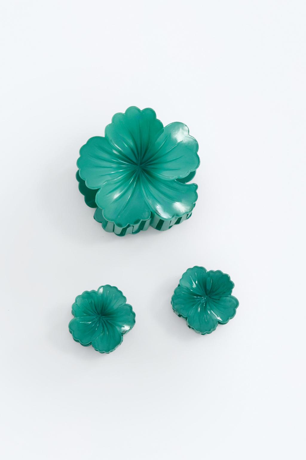 3-pack of floral hair clips