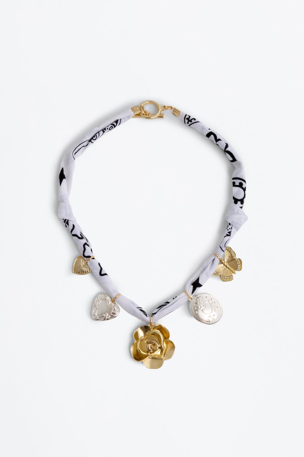 Collaret bandana charms