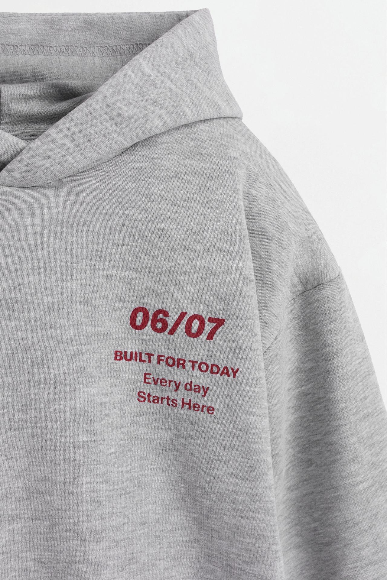 Maxi-print back hoodie — GREY MARL