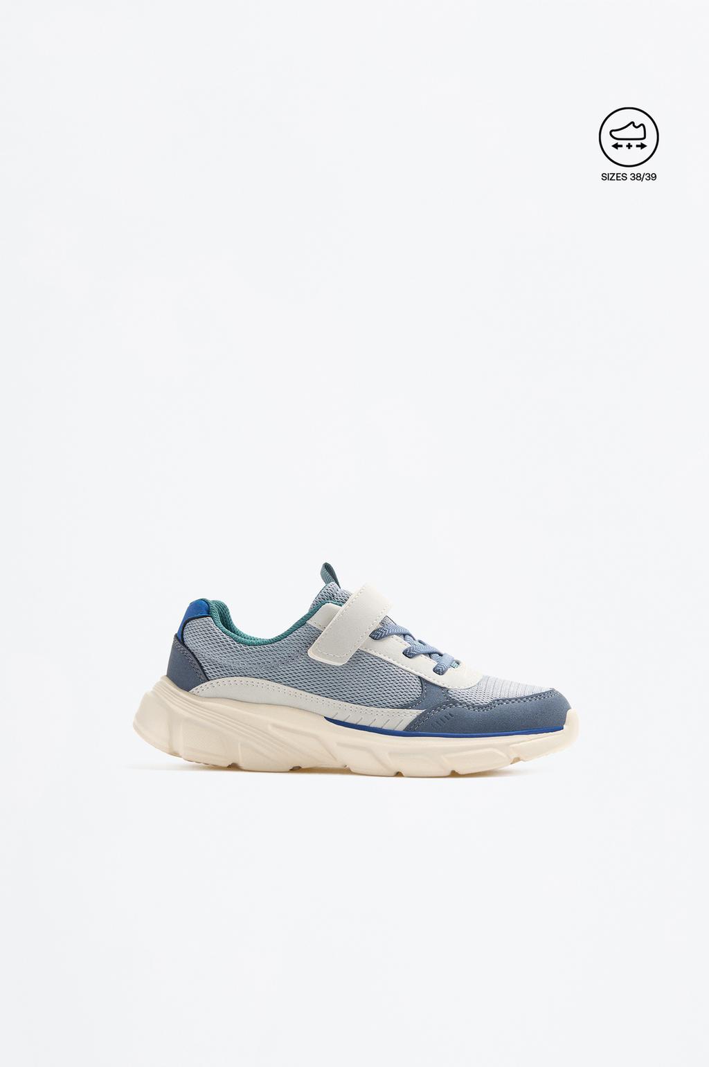 Casual Athletic Shoe