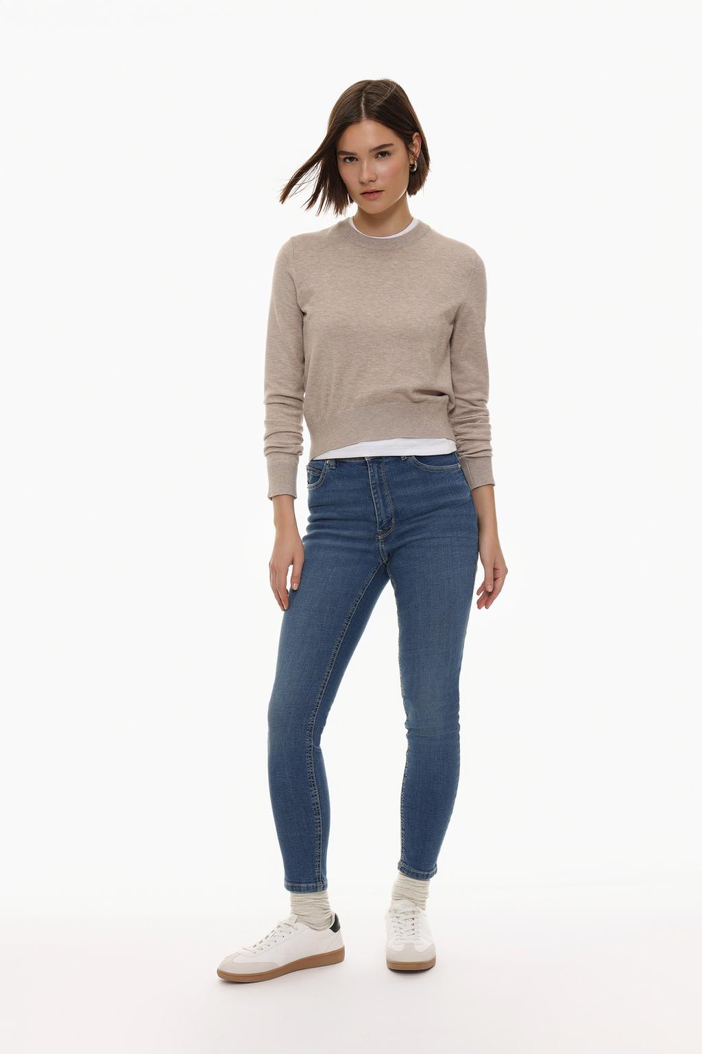 Super high-waist jeans