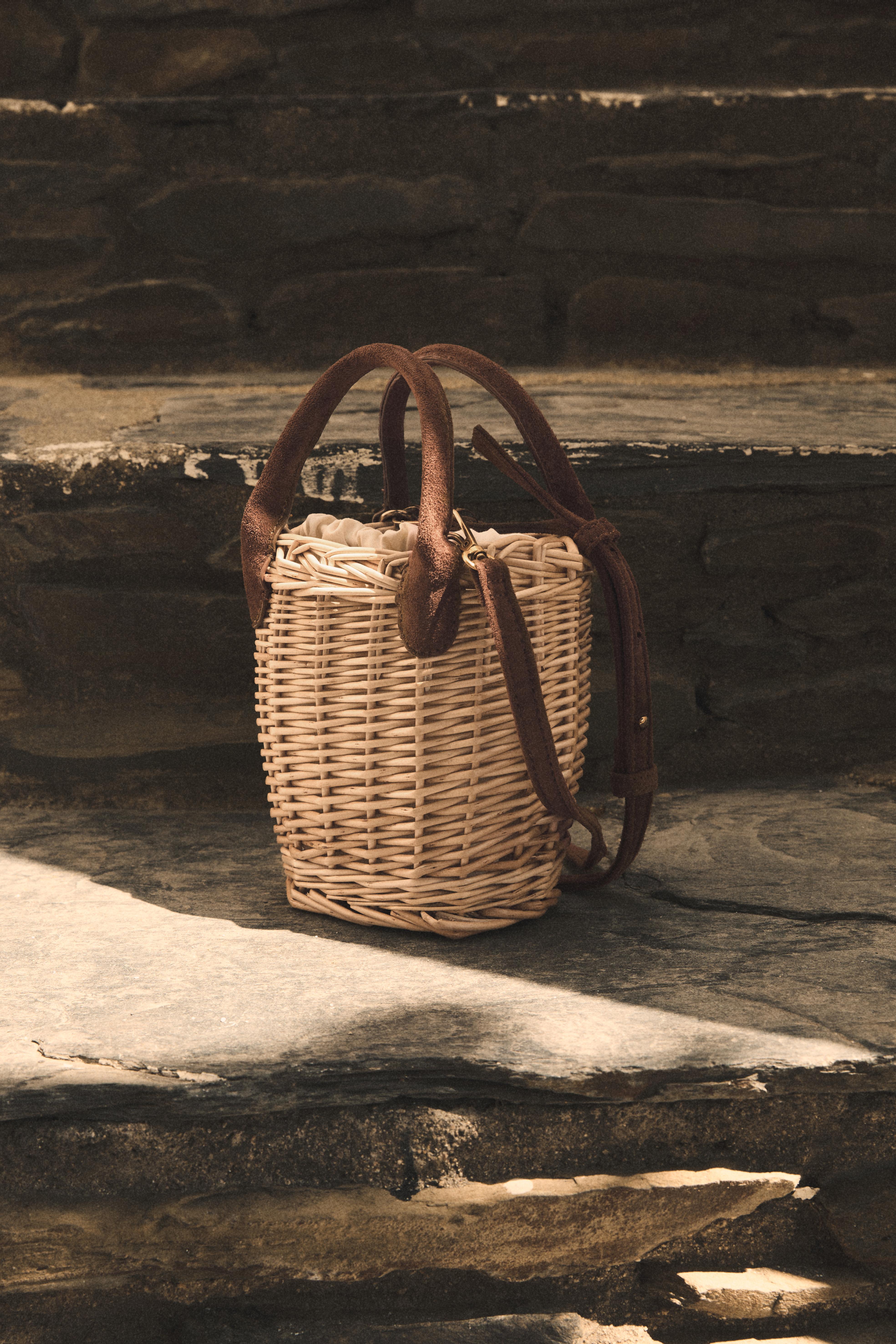 Mini basket bag — BEIGE