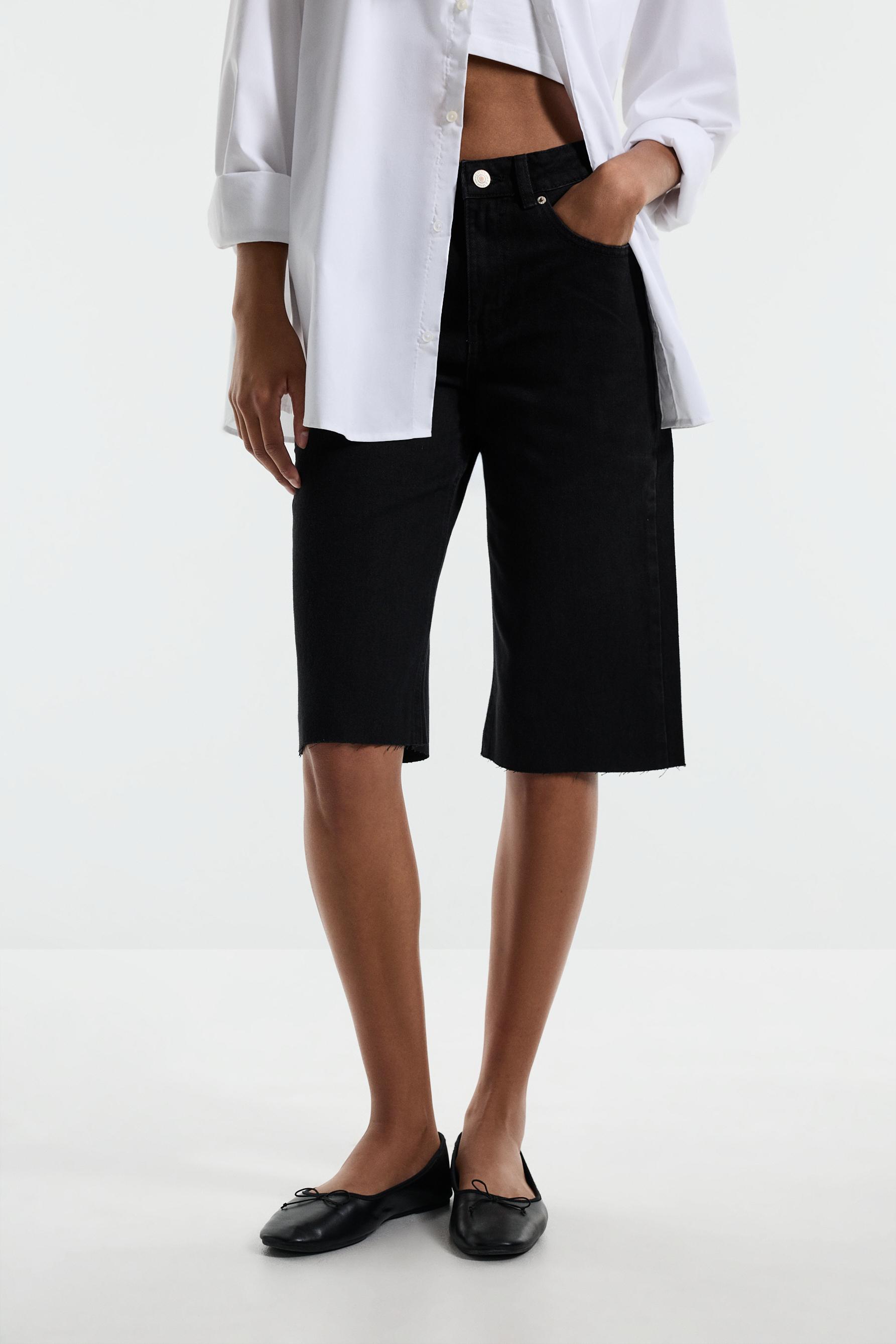 Slim fit wide-leg denim Bermuda shorts — BLACK