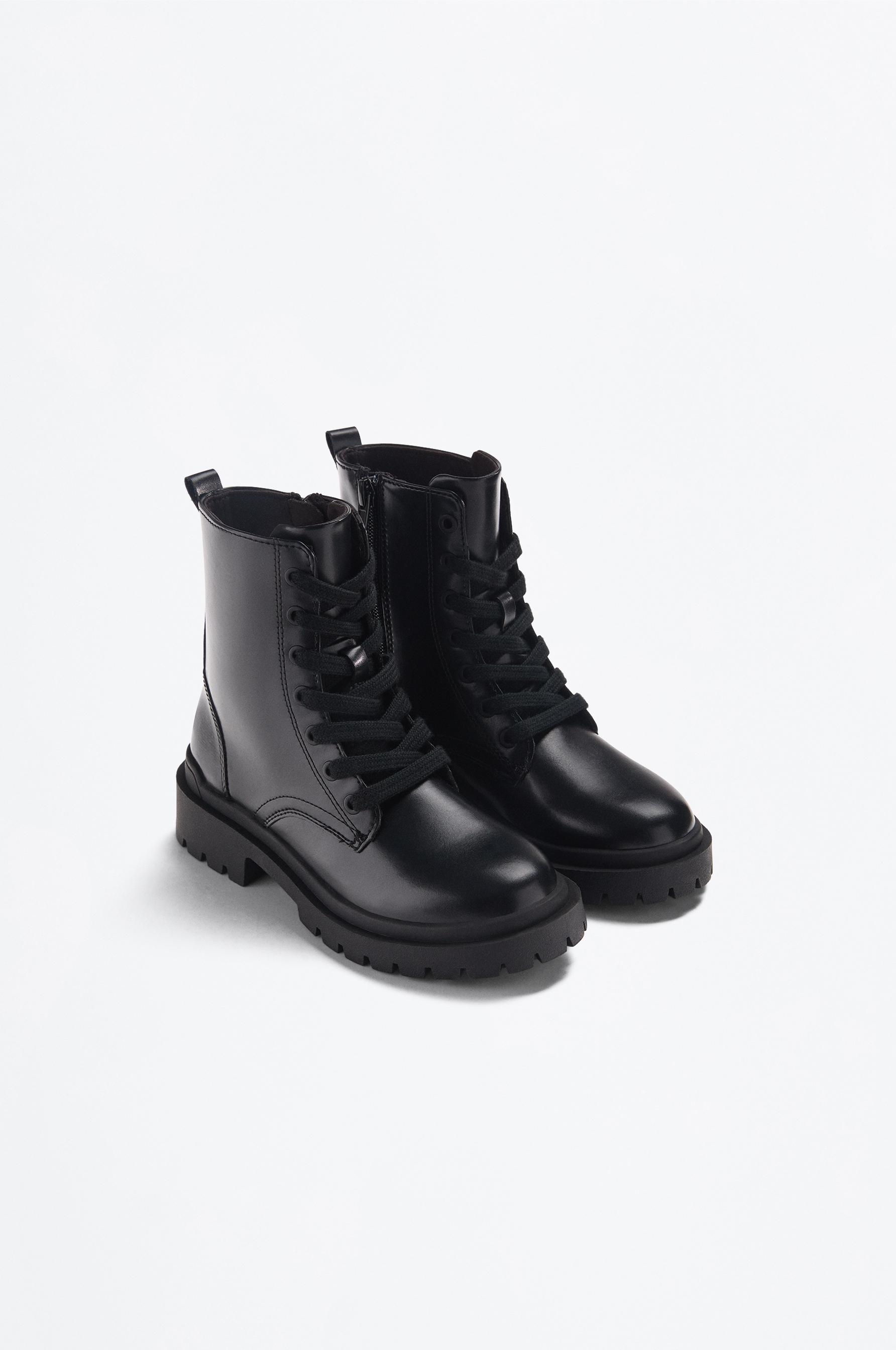 Lace-up boot — BLACK