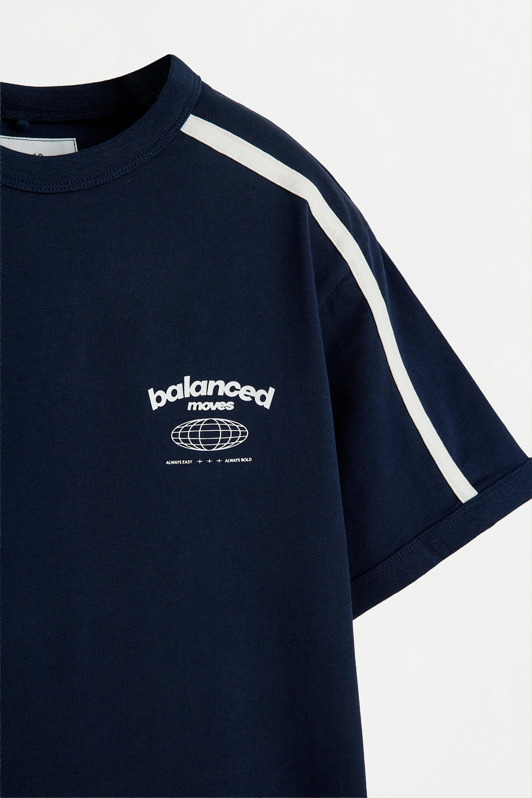 Contrast trim T-shirt and Bermuda shorts co-ord — NAVY