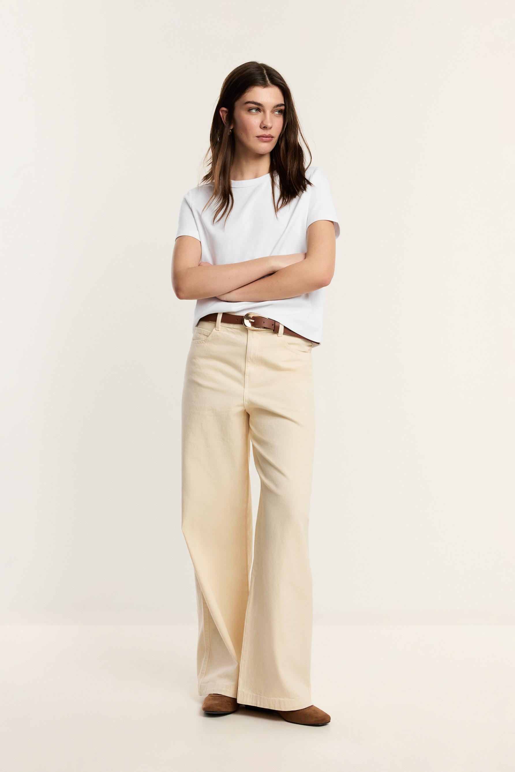 Basic short sleeve T-shirt — WHITE