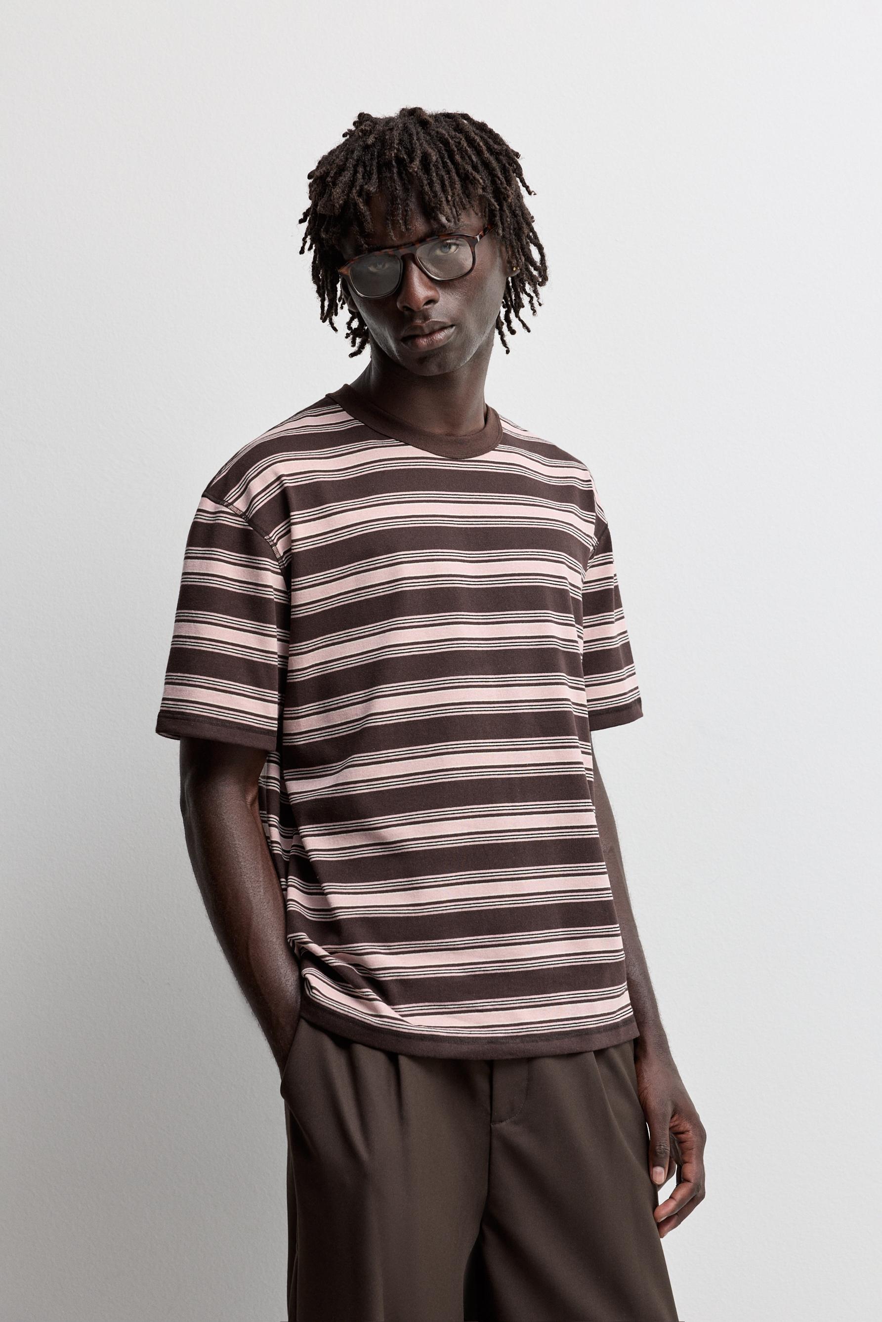 Textured striped T-shirt — BROWN