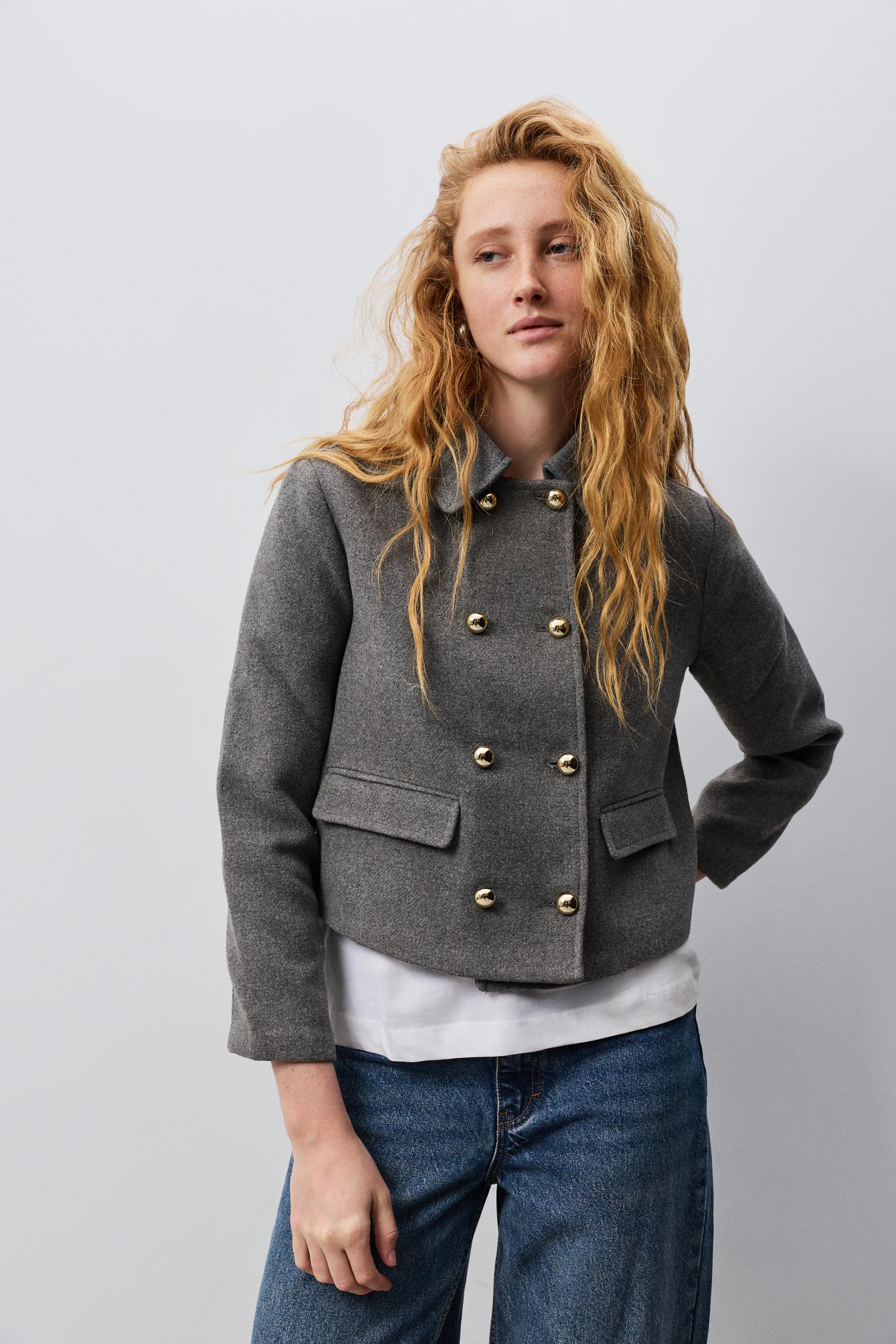 Cazadora paño botones dorados