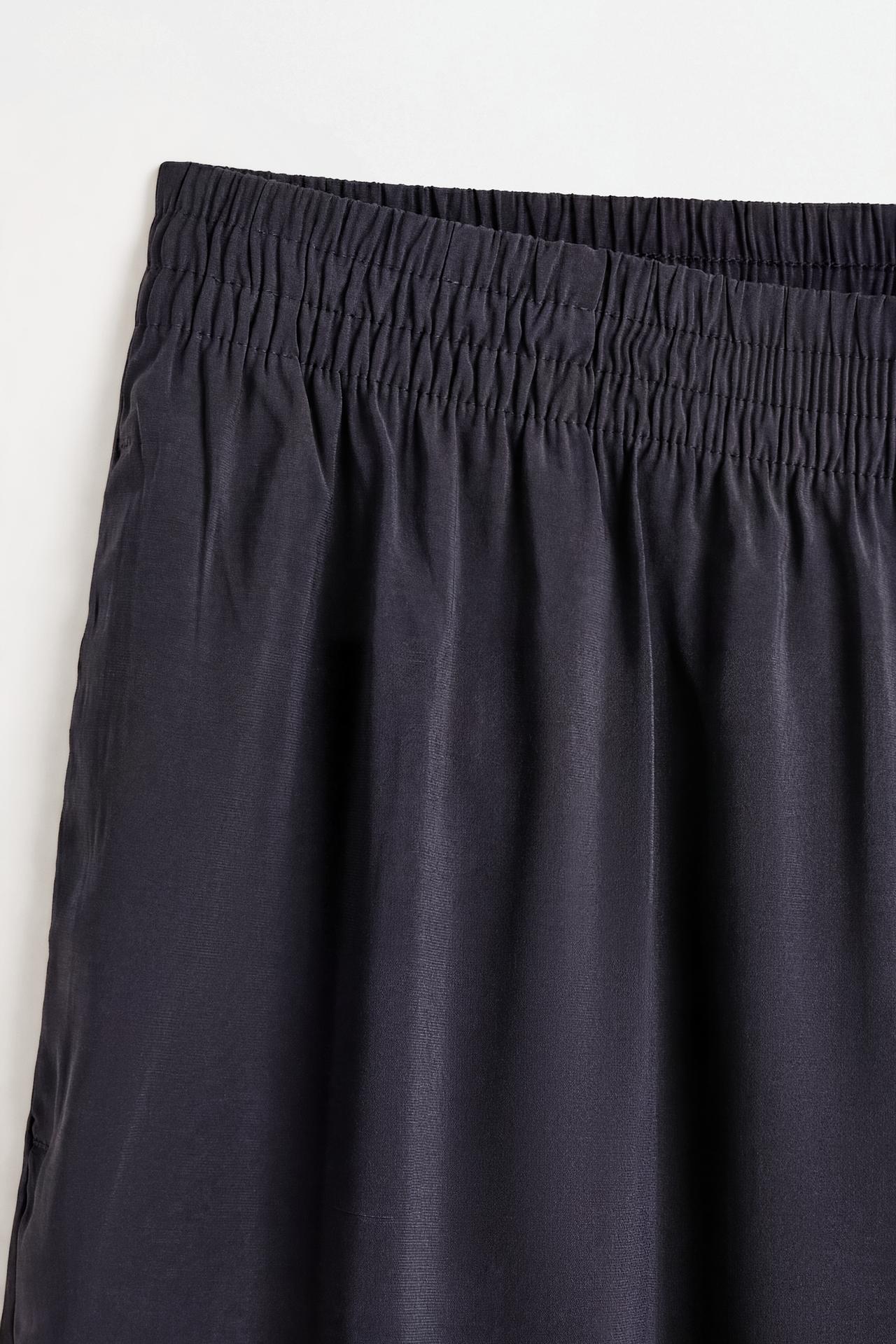 Soft-touch culottes — BLACK