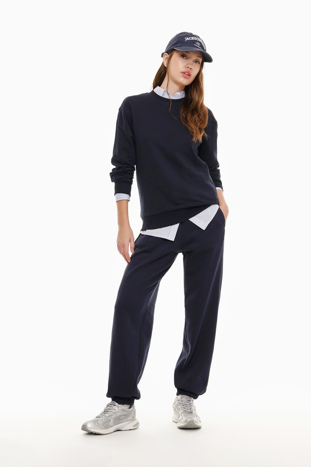 Oversize plush trousers