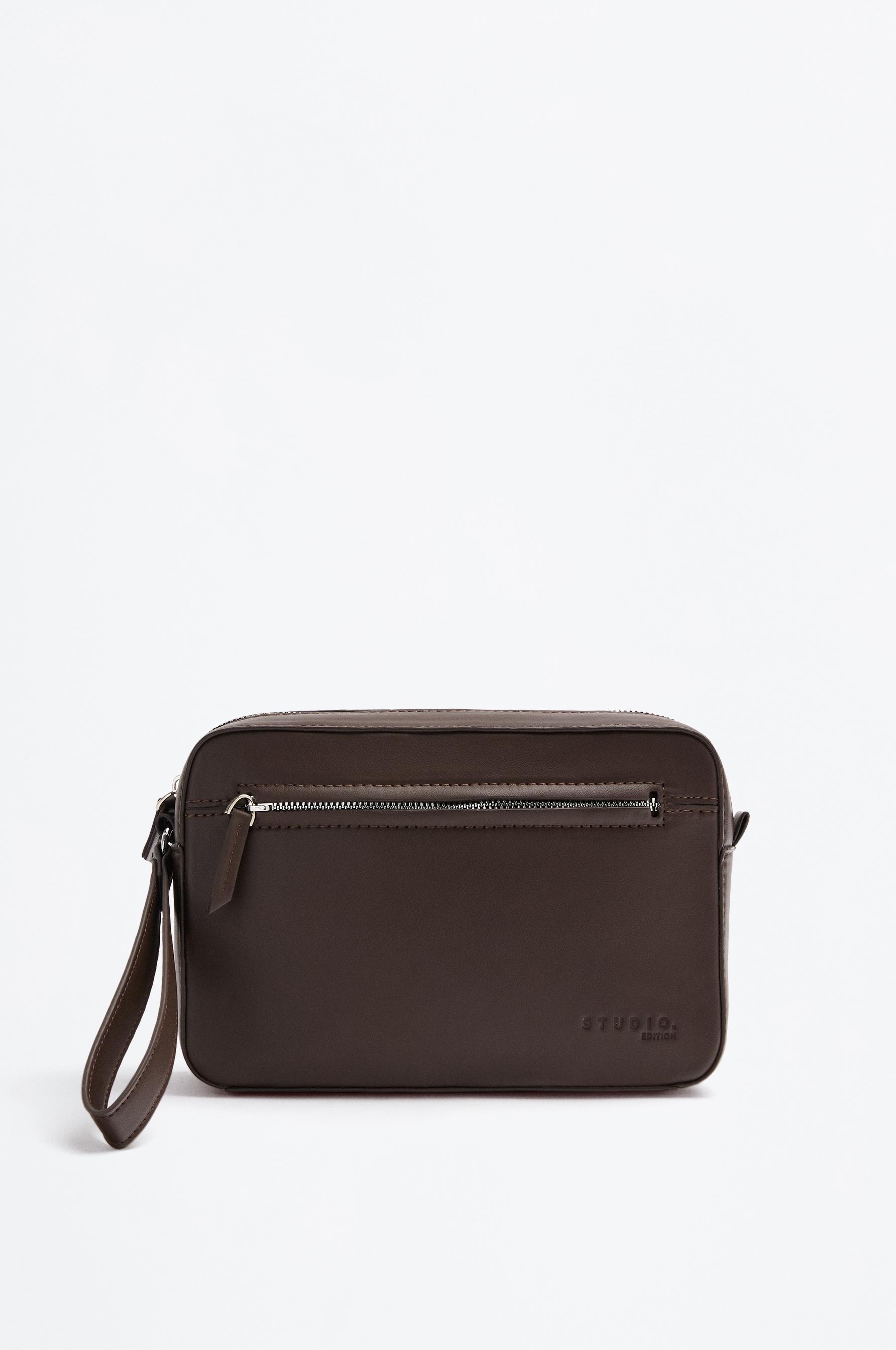 Smart toiletry bag — BROWN