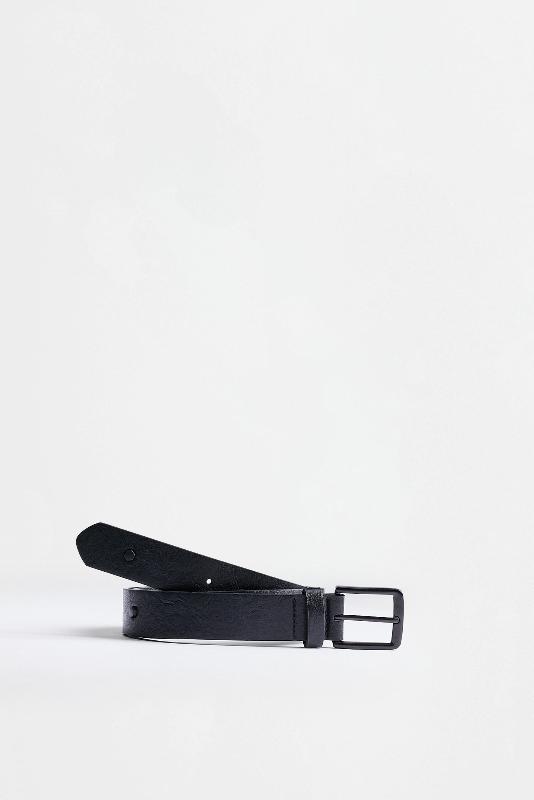 Studded belt — BLACK