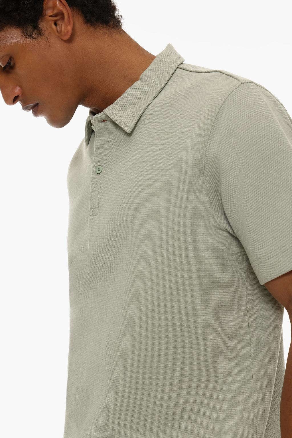 Textured polo shirt