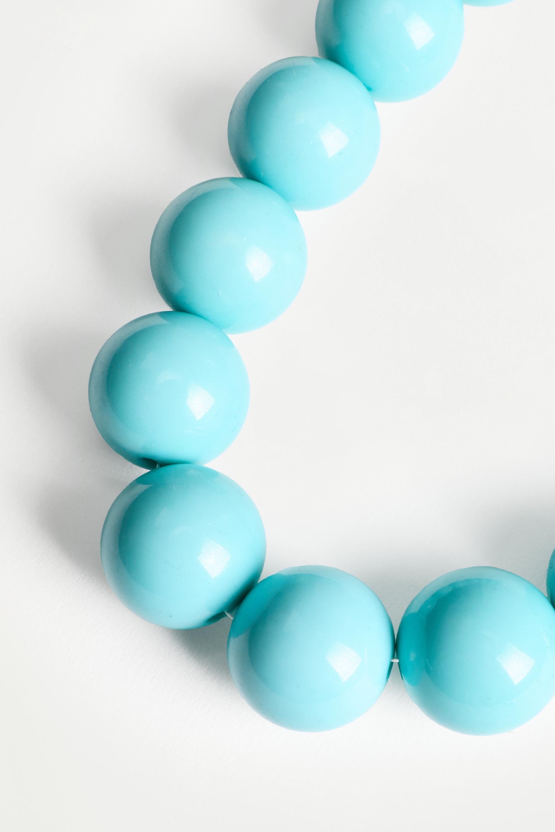 Bead necklace — PALE TURQUOISE