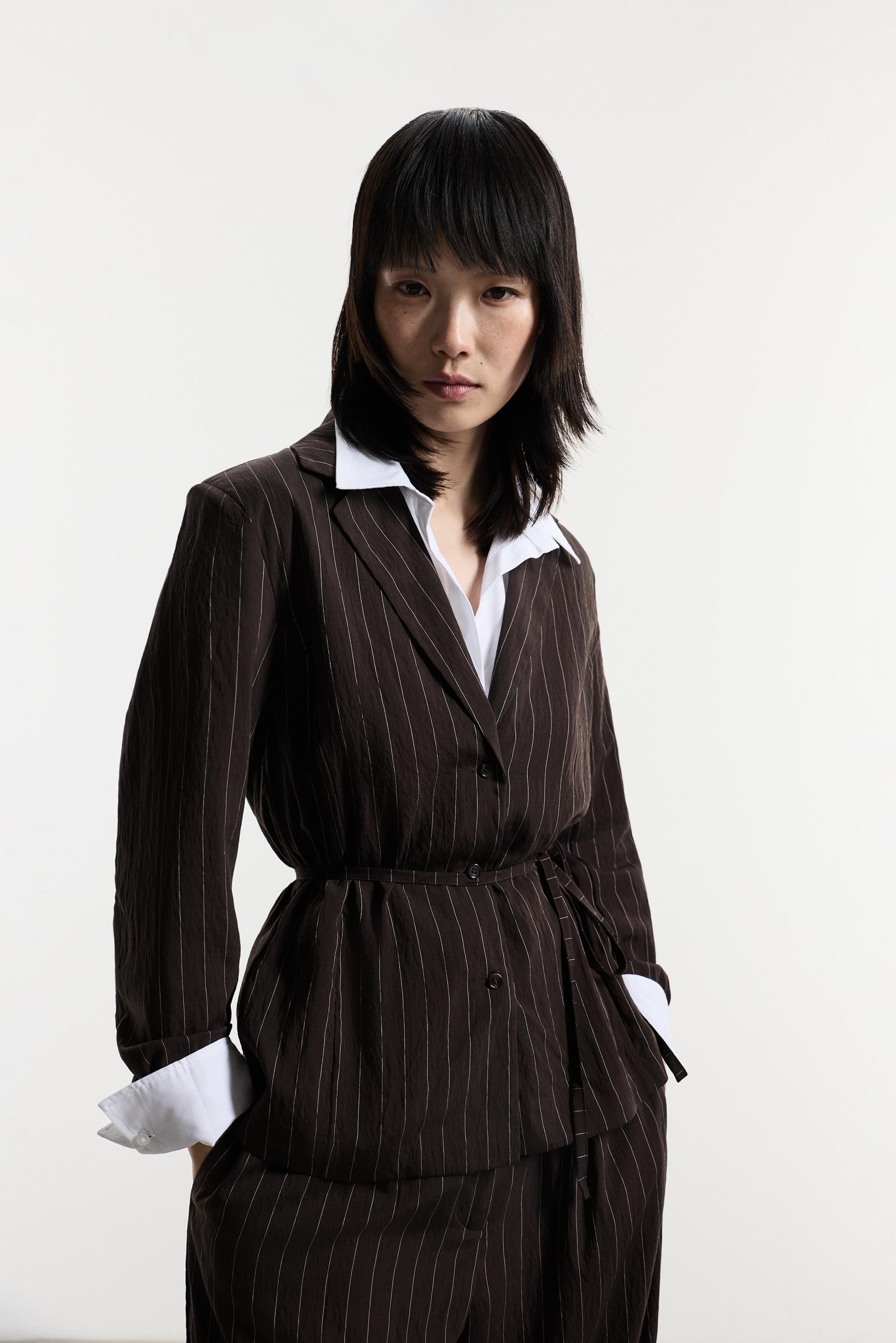 Striped blazer with tie — DARK BROWN