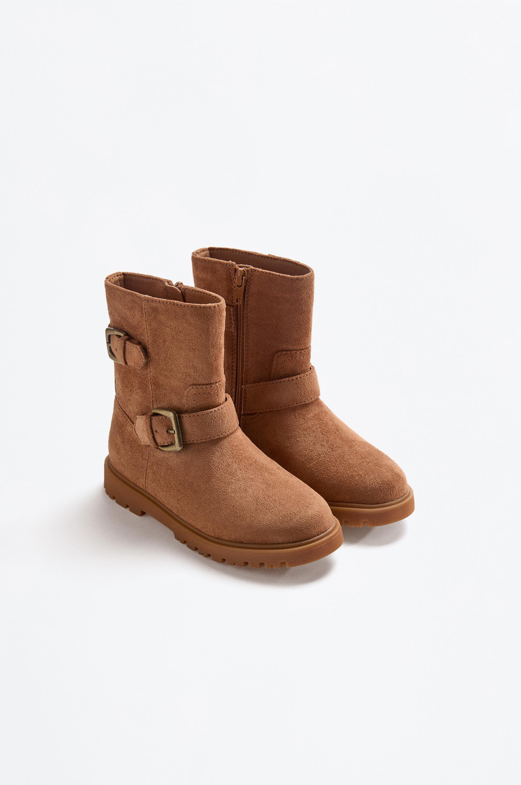 Buckle boots — LEATHER