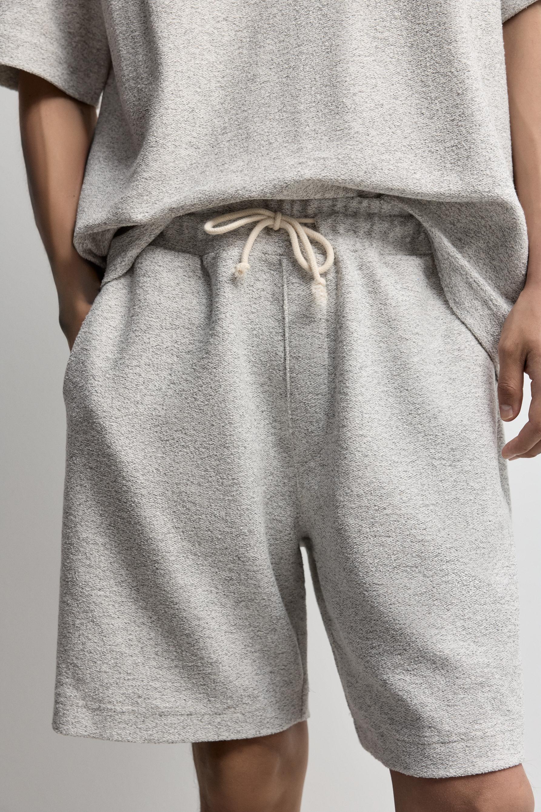 Textured Bermuda shorts — OFF WHITE