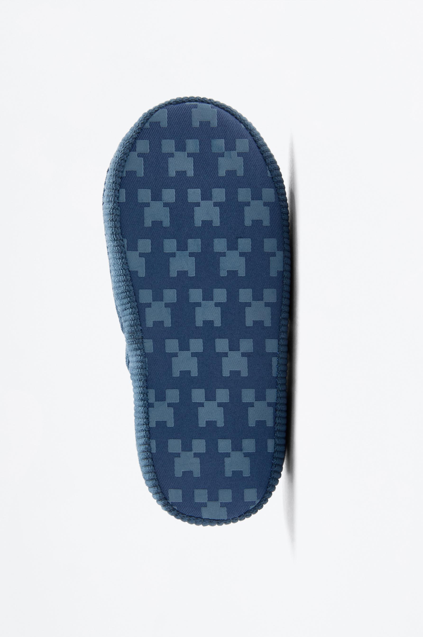Minecraft closed house slippers — BLUE