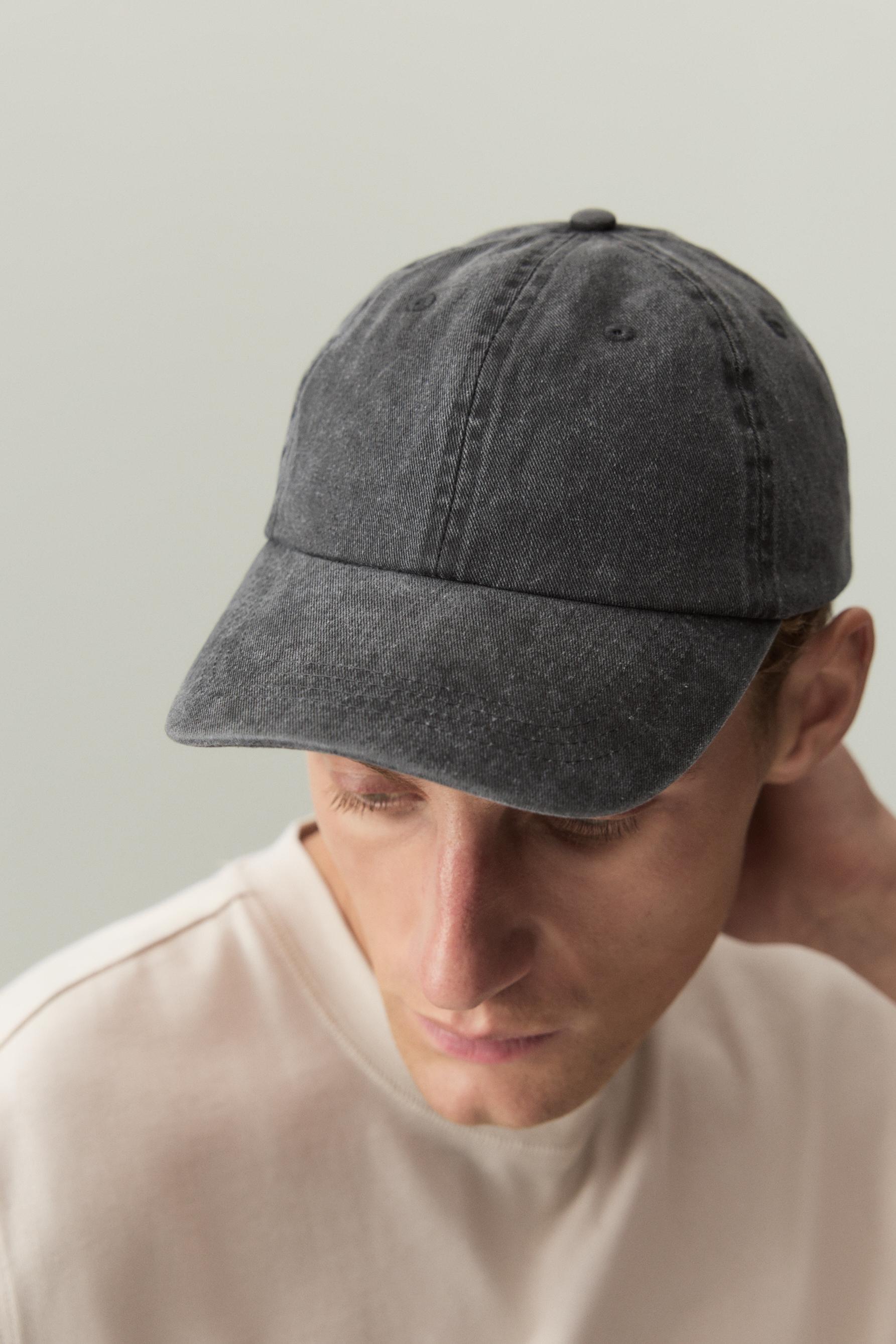 Faded-effect cap — BLACK