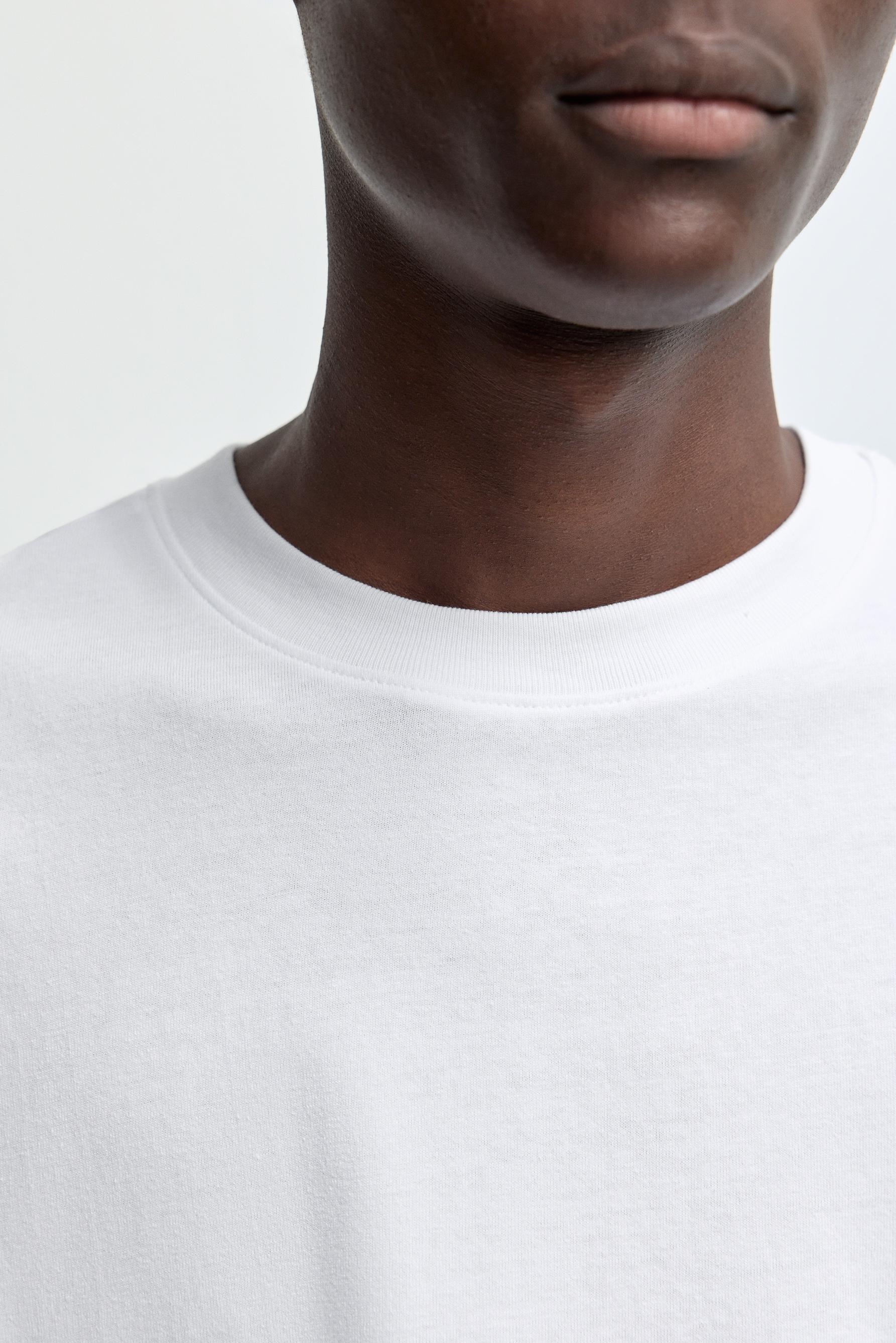 Premium relaxed fit T-shirt — WHITE