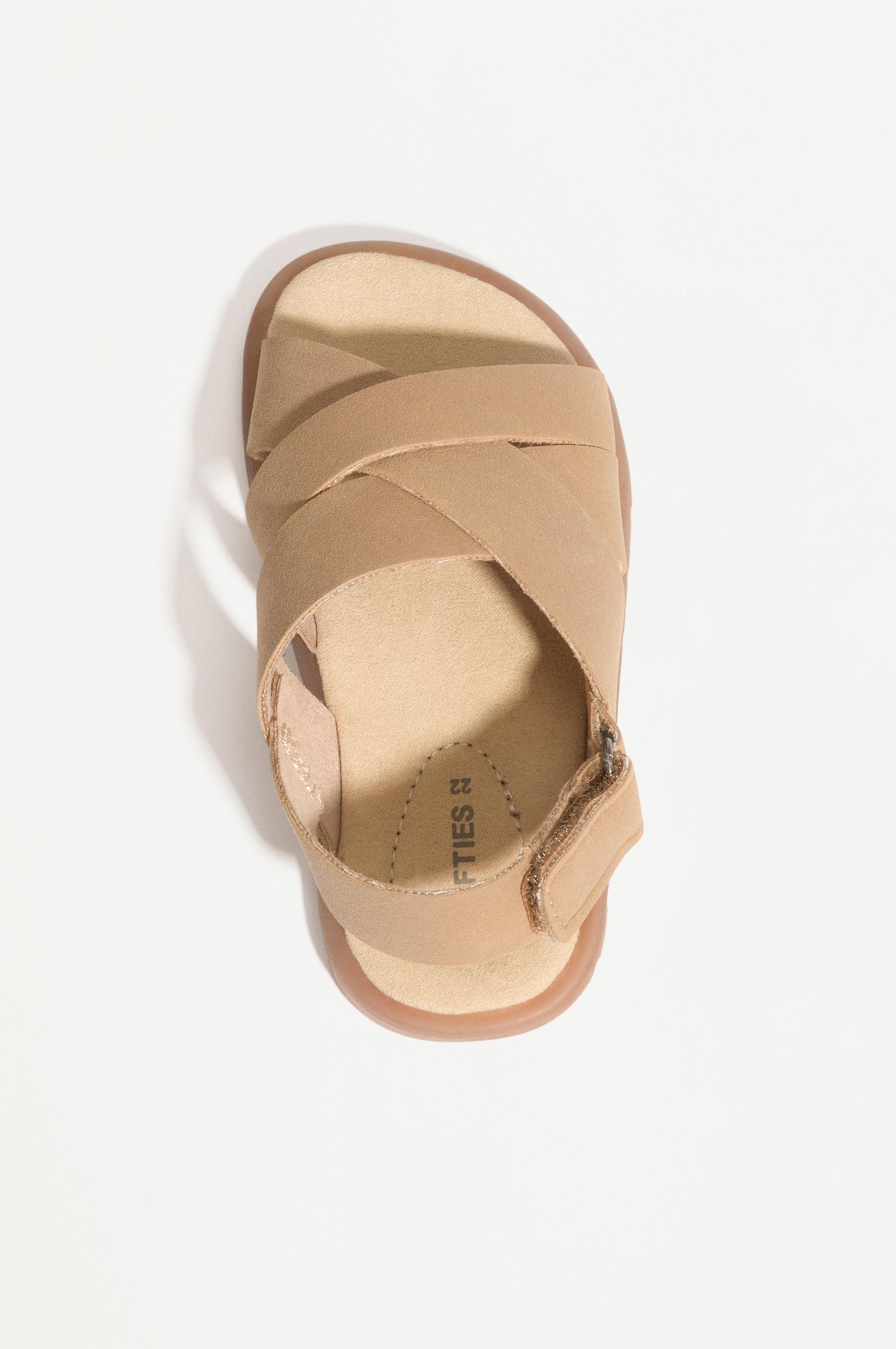 BAREFOOT STRAP SANDALS — BROWN