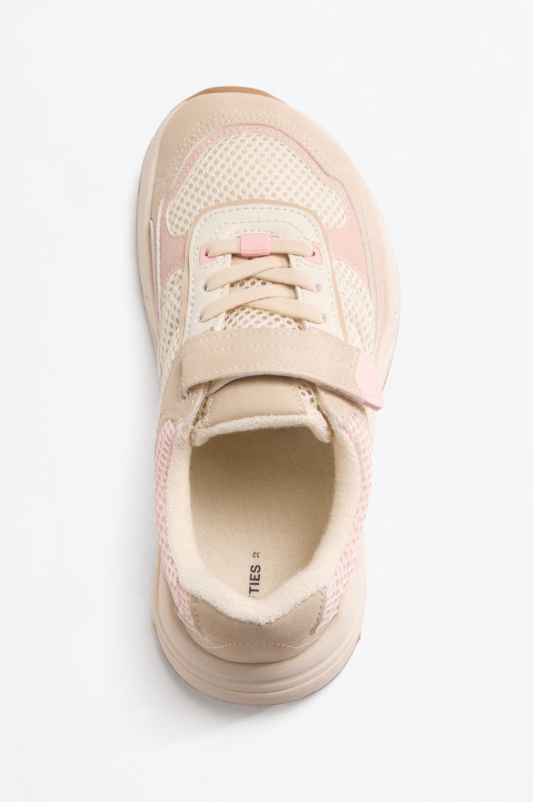 CASUAL BAREFOOT SNEAKER — ECRU