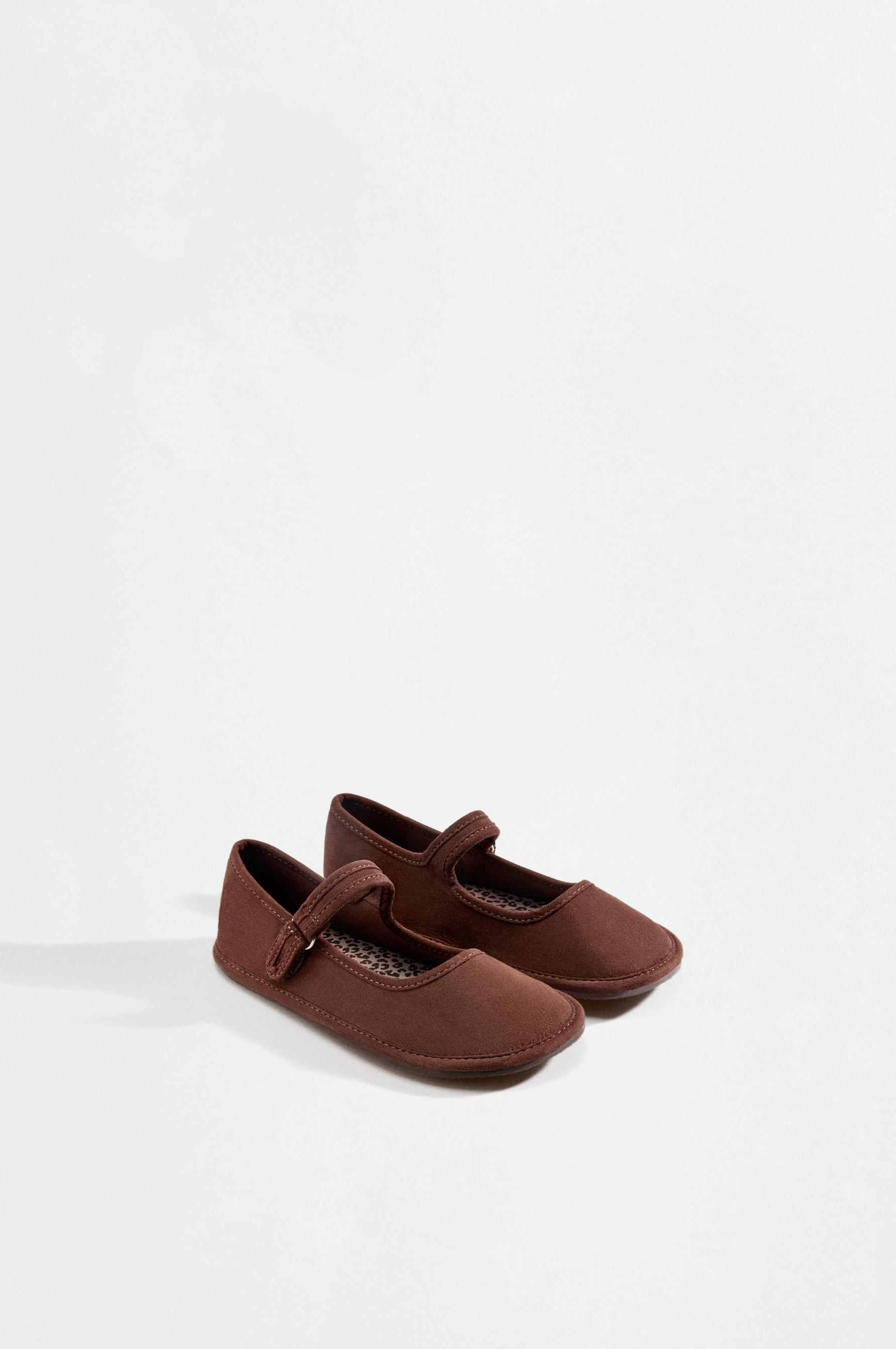 Barefoot Mary Jane ballet flats — BROWN