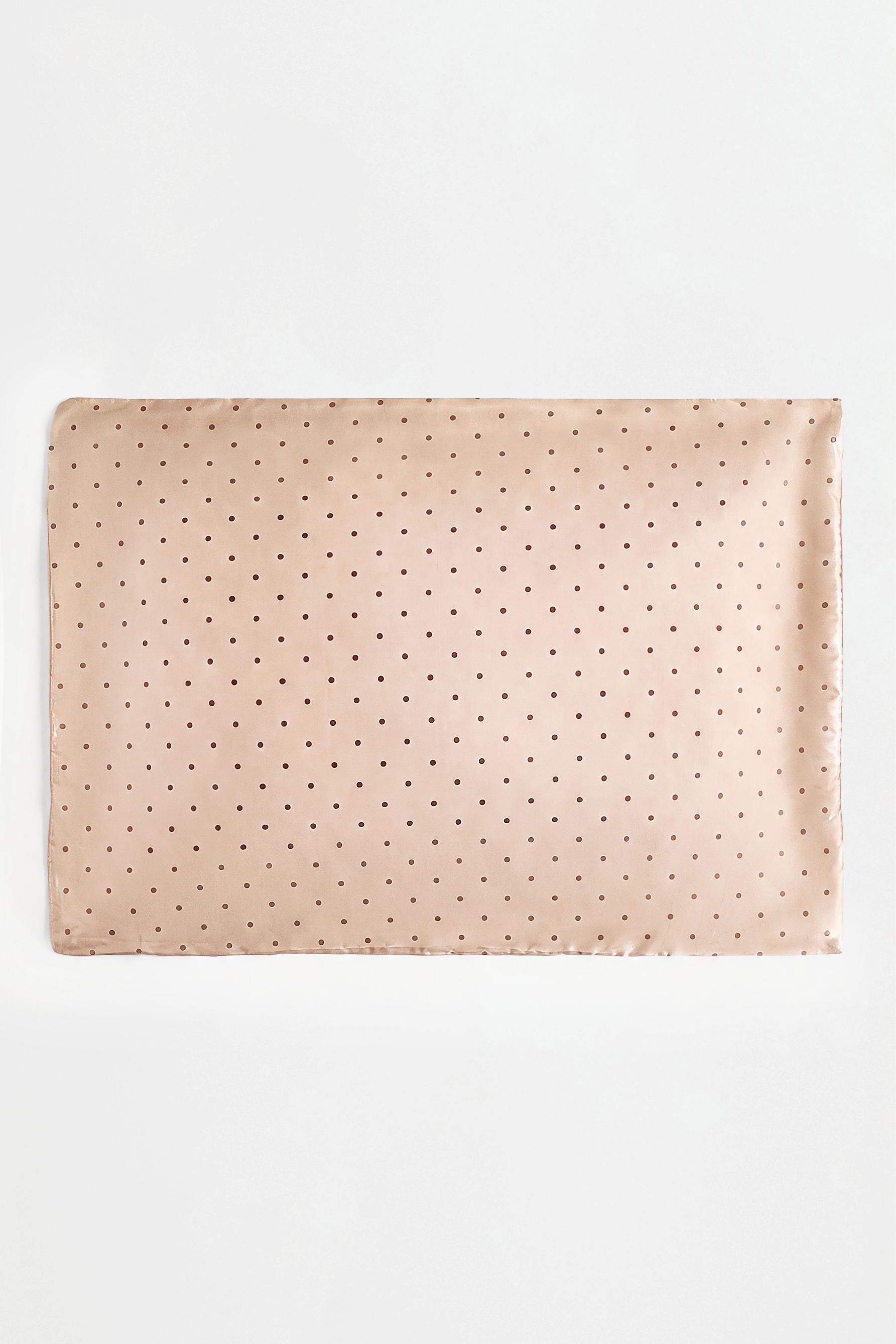 Heart print pillowcase — ECRU