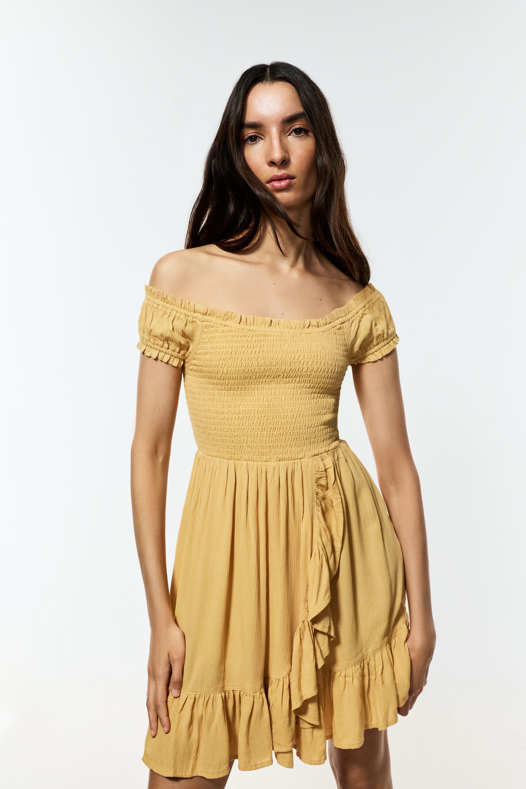 Smocked short dress — YELLOW