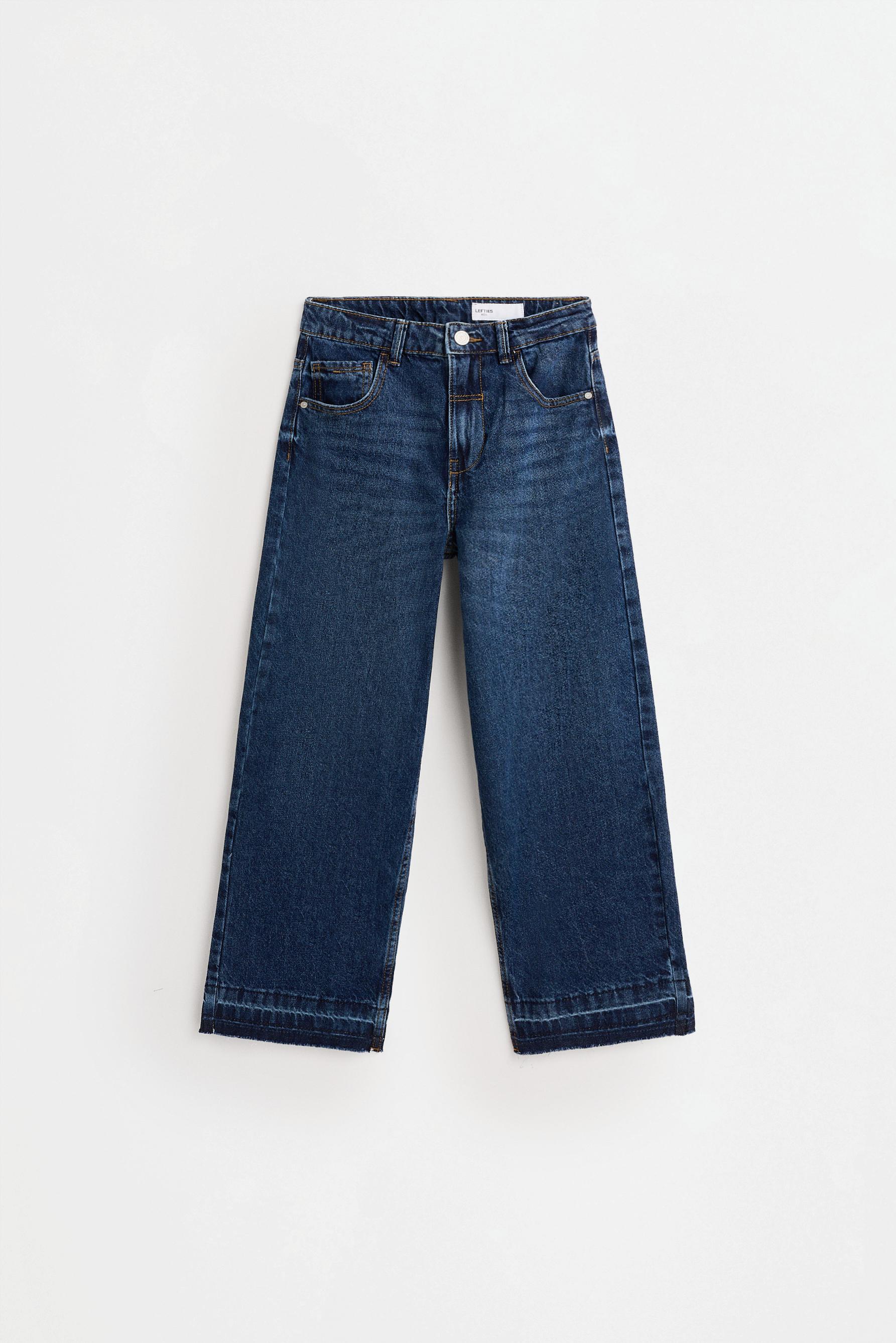 Jeans texto trasero desflecado