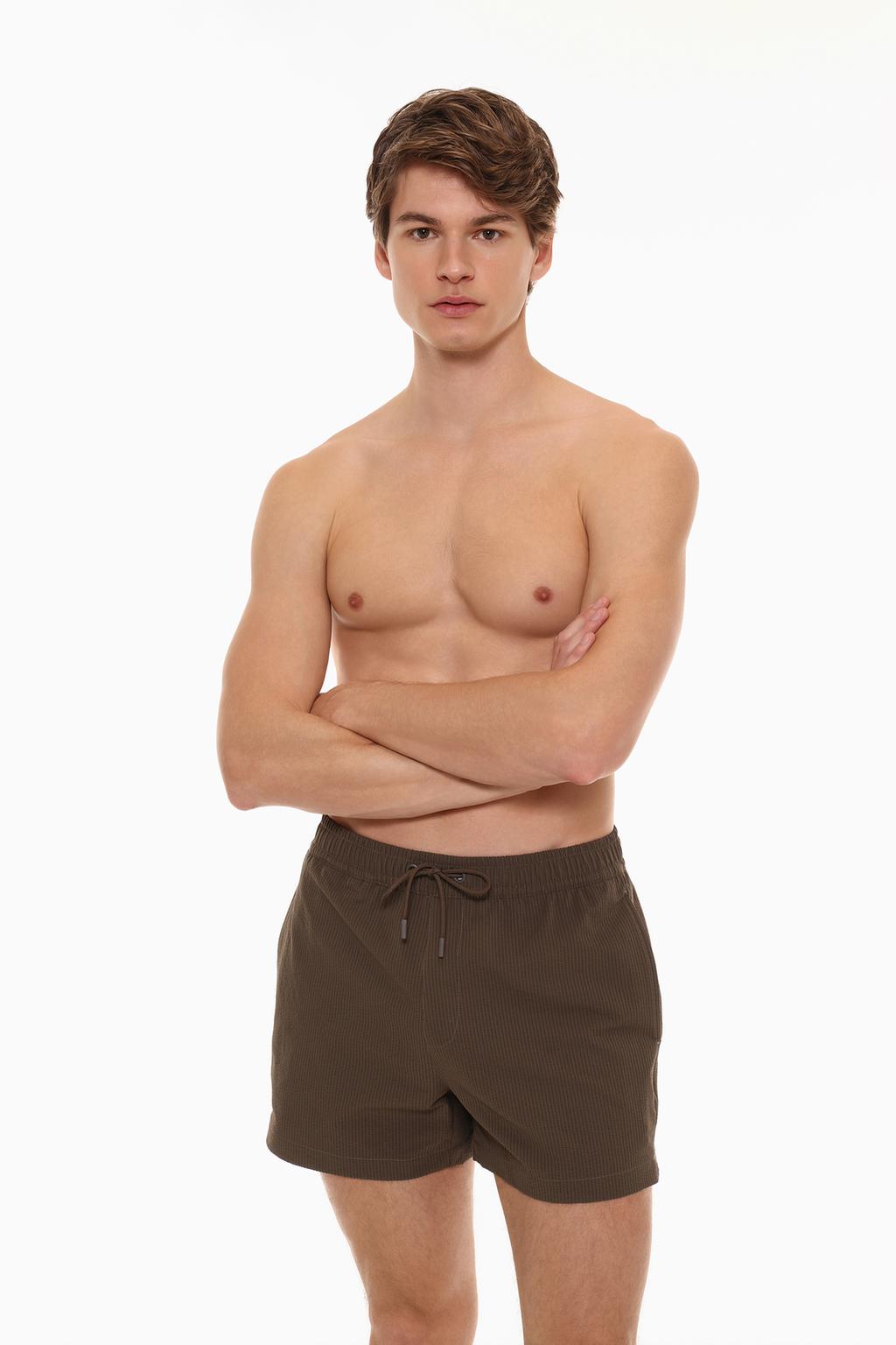 Costume da bagno corto strutturato