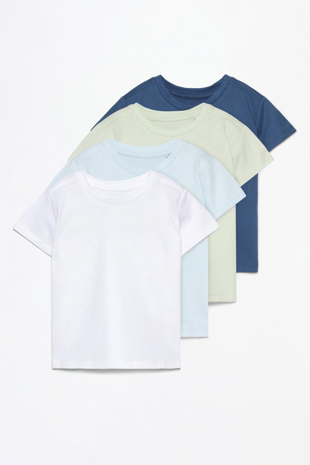 4-pack of basic T-shirts