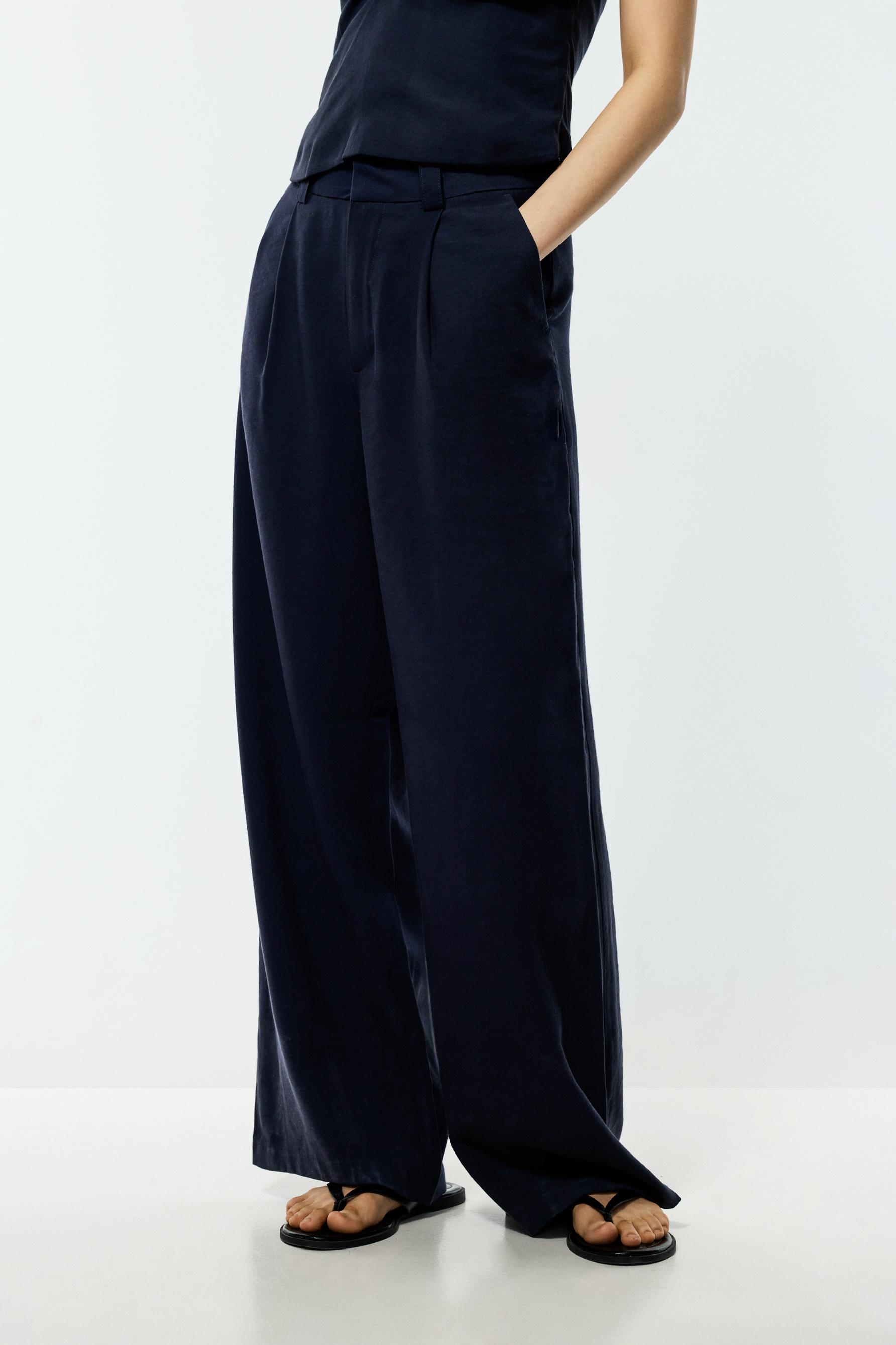 Wide-leg trousers with darts — NAVY BLUE