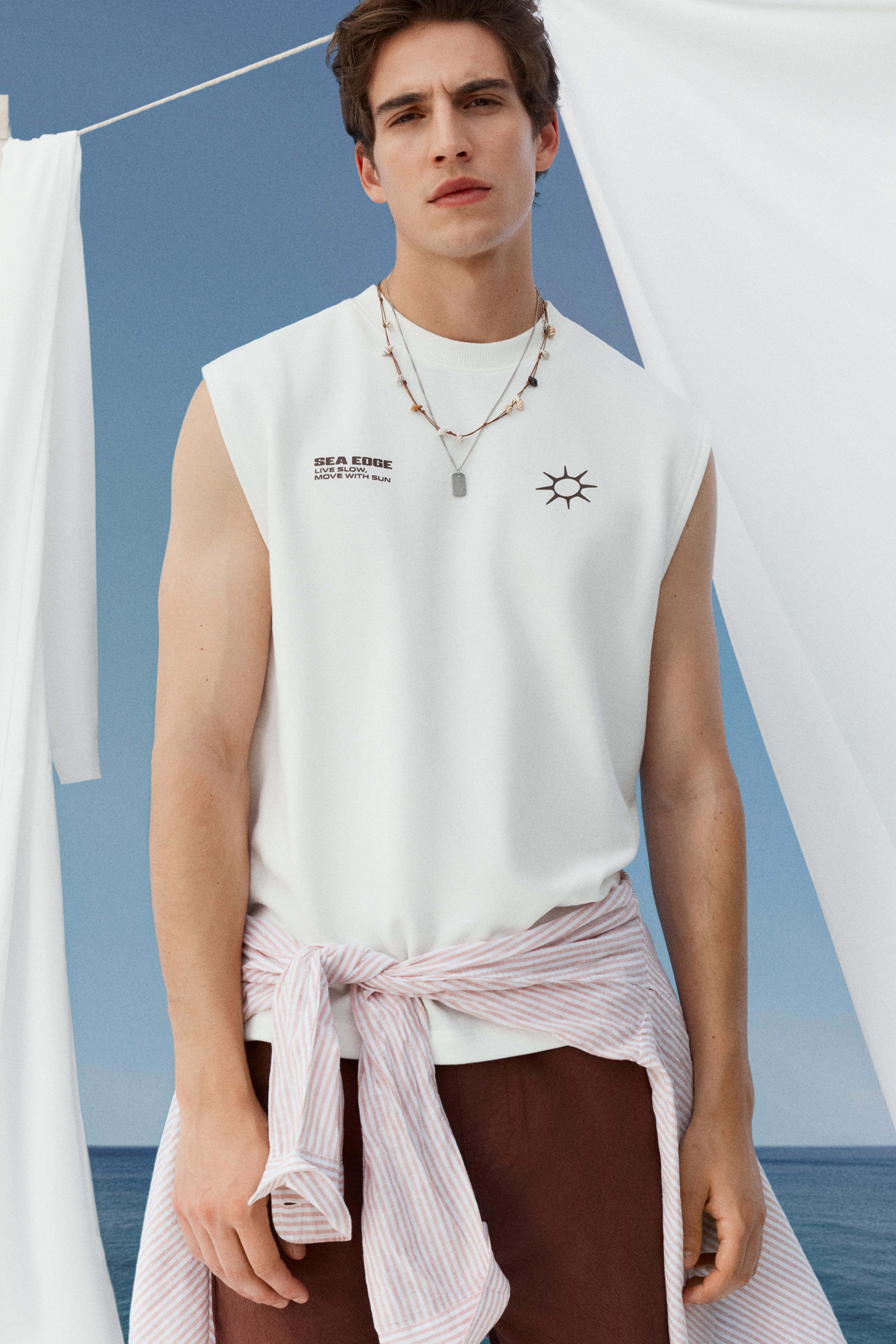 Printed sleeveless sweatshirt — WHITE