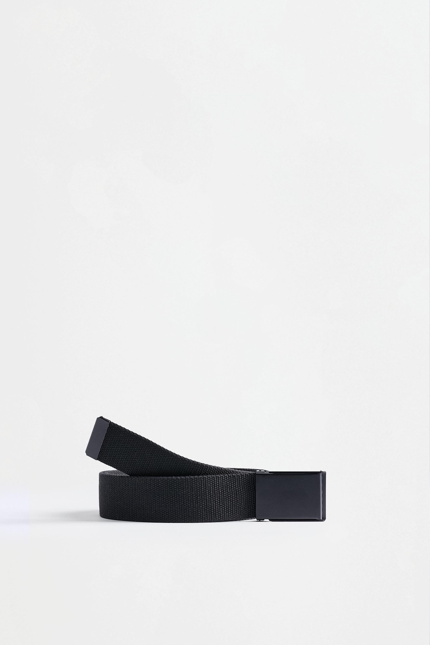 Textured belt — BLACK