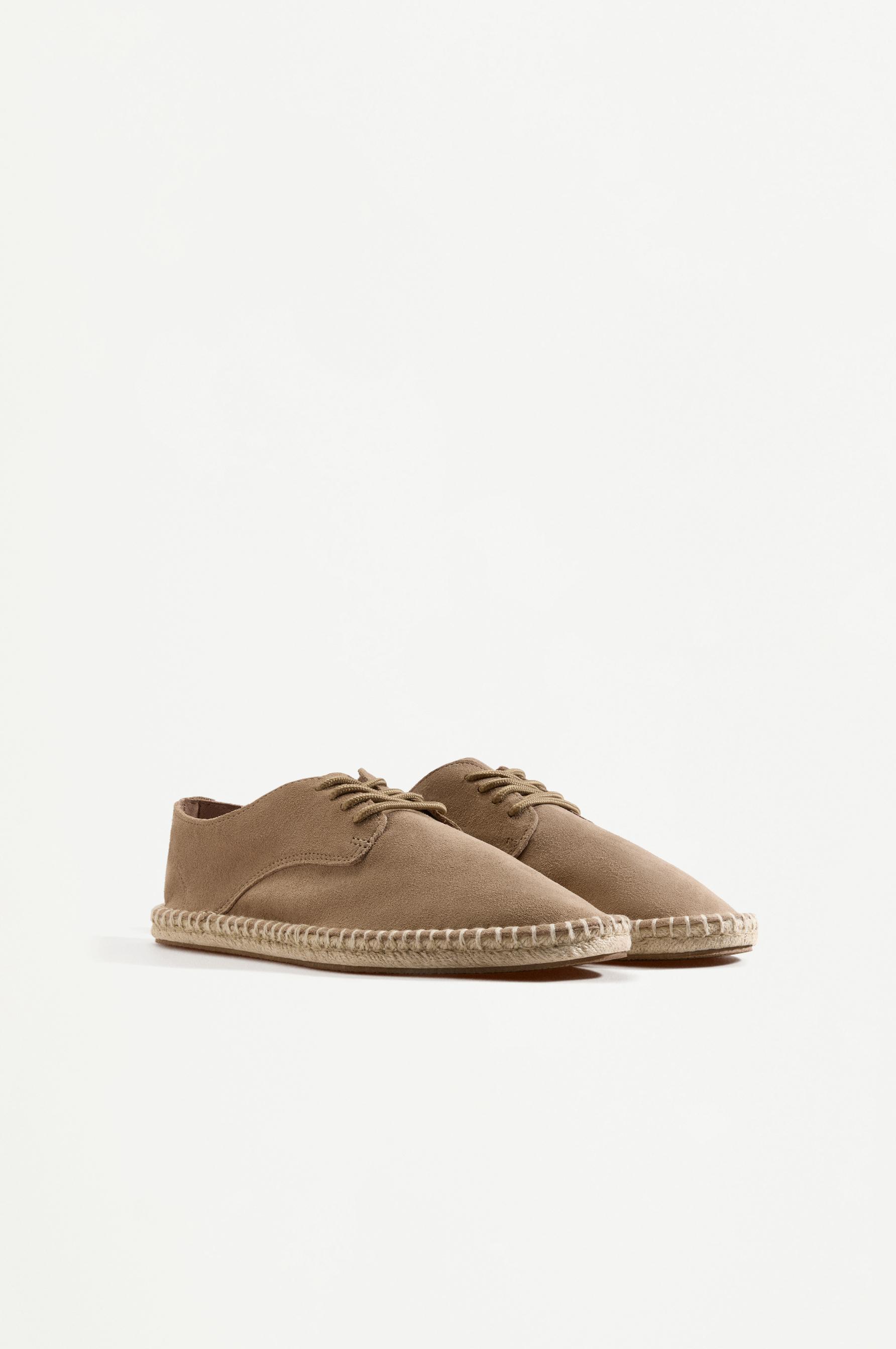 Leather Blucher dress shoe — BEIGE