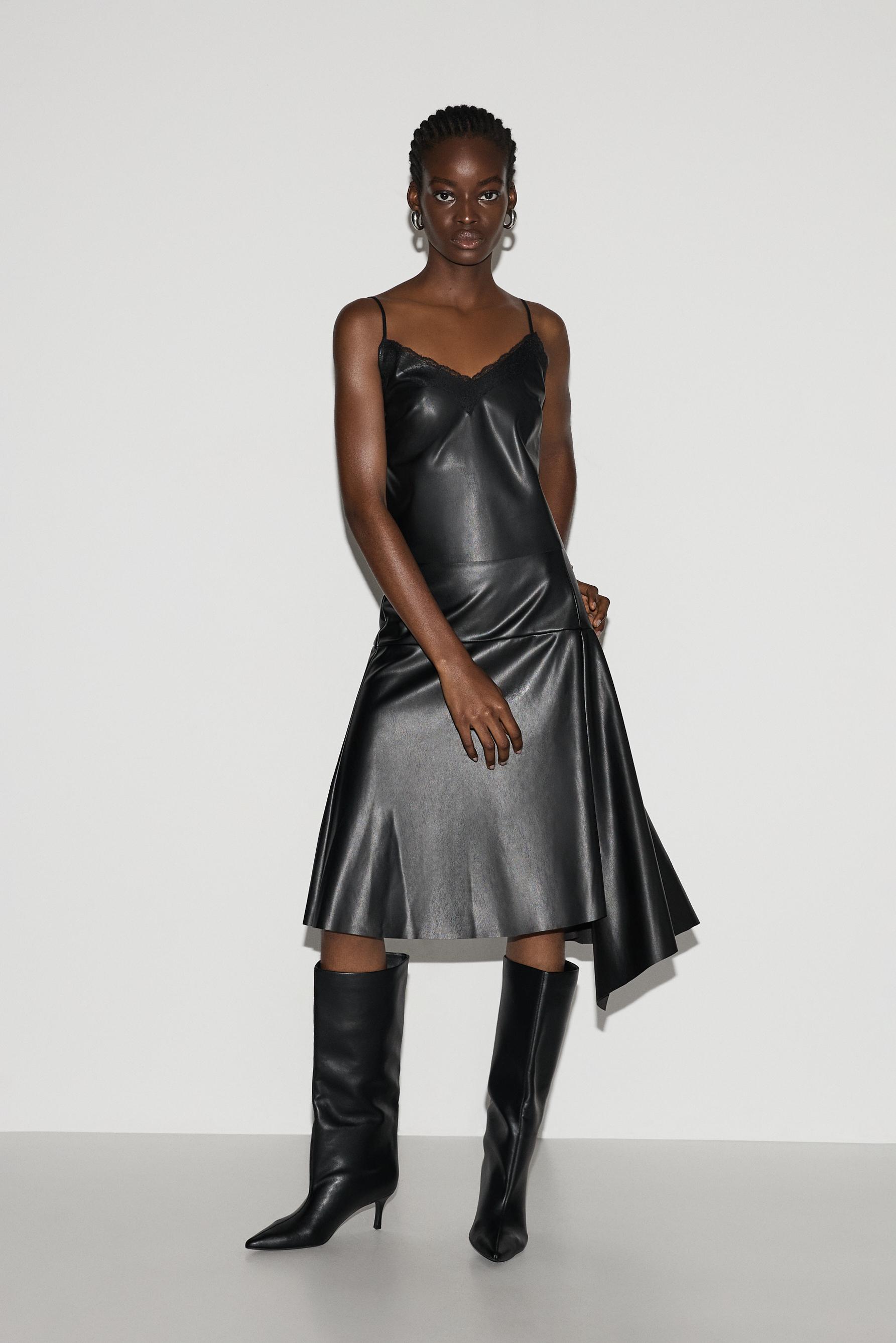 Falda asimétrica efecto piel