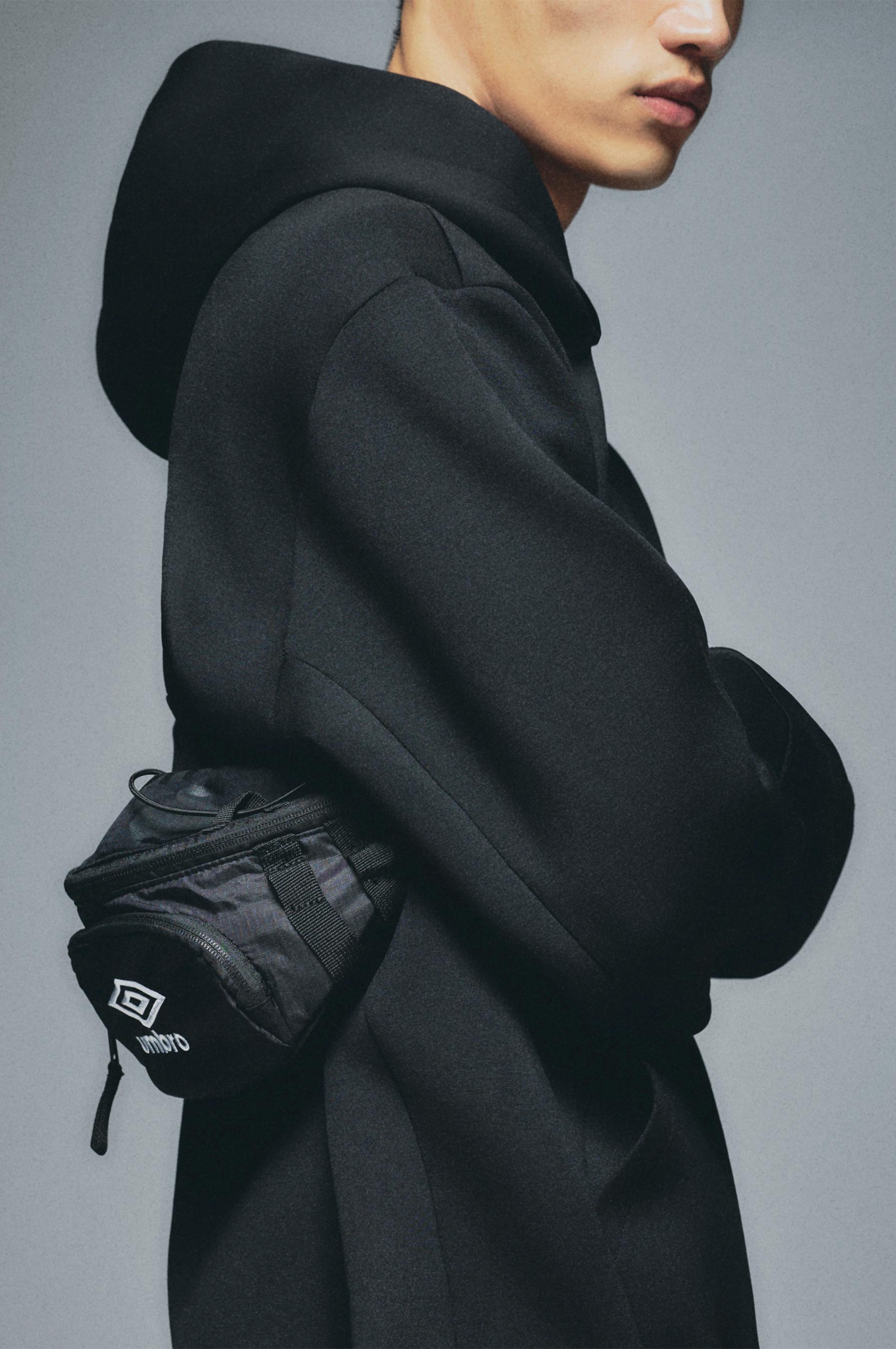 Umbro belt bag — BLACK