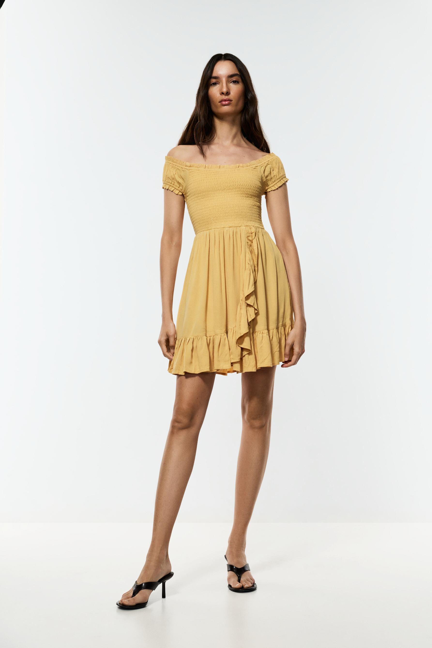 Smocked short dress — YELLOW