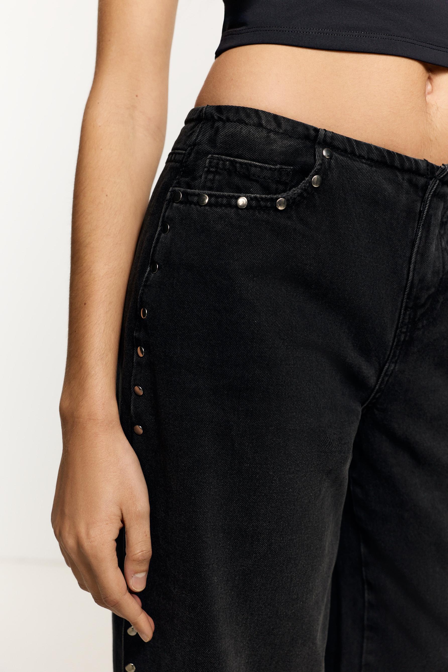 Wide-leg stud jeans — BLACK