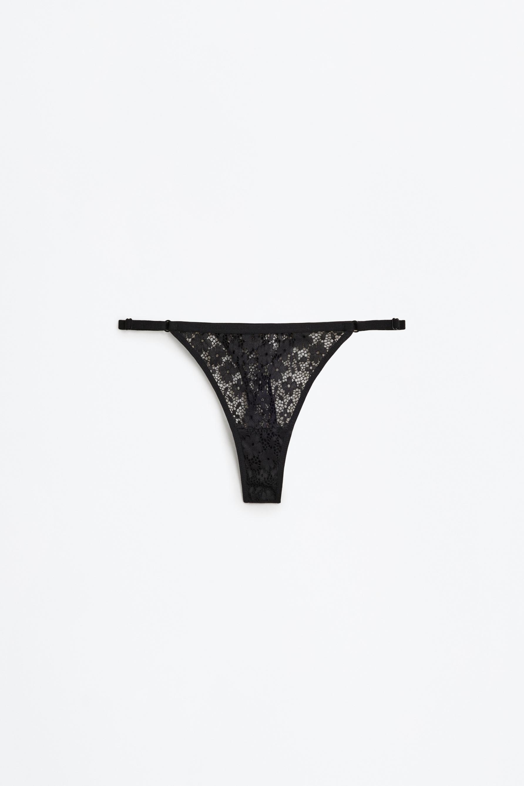 Lace thong — BLACK